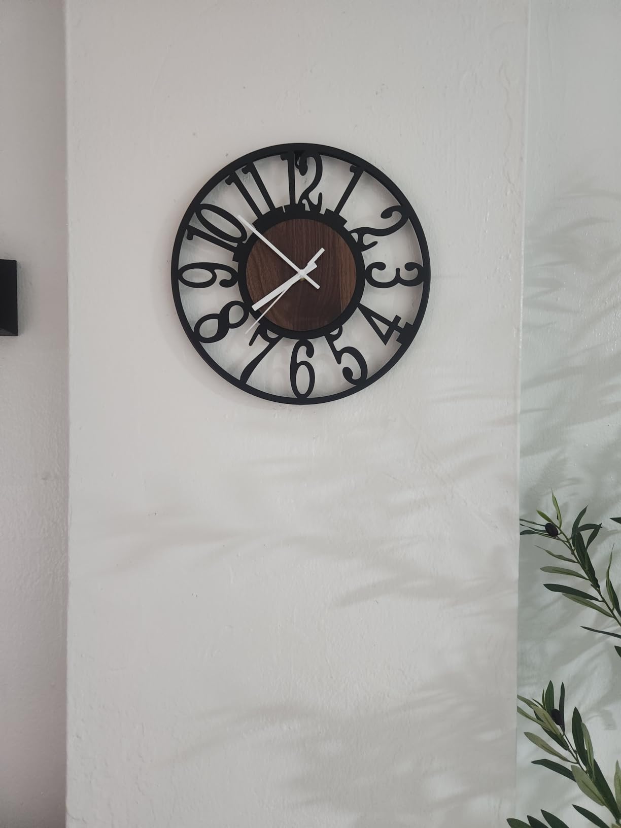Maxstar Round Wall Clock for Living Room Decor Battery Operated Non Ticking Black Metal Wood Clocks for Home Living Room Garden Office Kitchen Decoration -16 inch customer photo 2