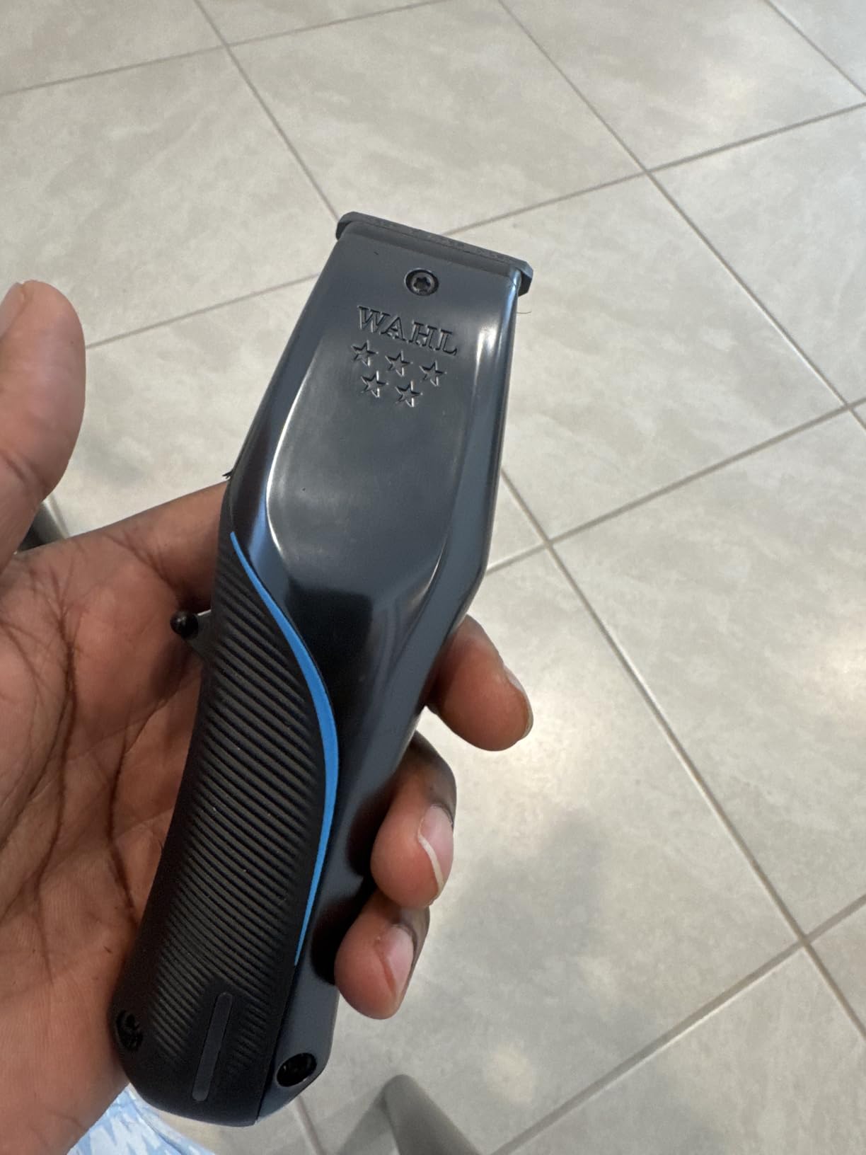 Wahl Professional 5 Star Vapor Cord/Cordless Clipper, F32 Fadeout Blade | 8000 RPM Brushless Motor with Adaptive Speed Control, 150 Min Runtime, 60 Min Charge, DLC Coated Blade, Model 3026480 customer photo 1