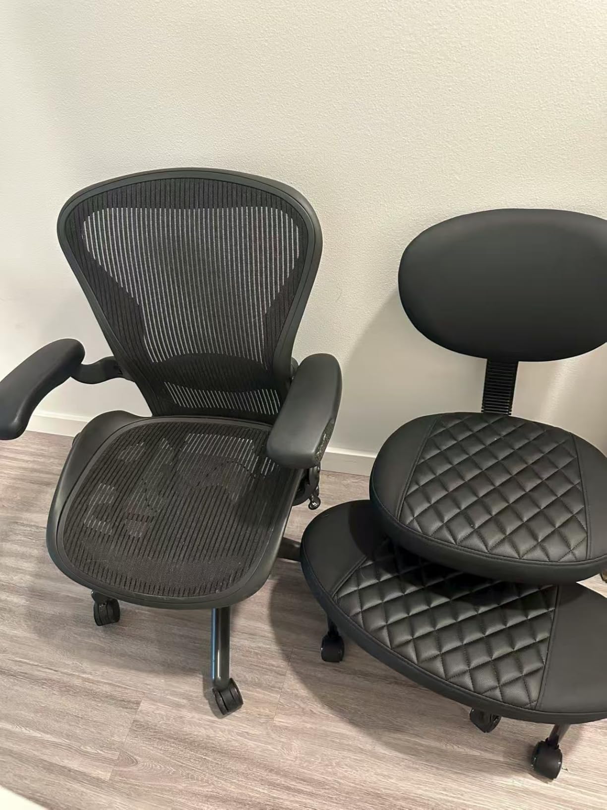 AtHope Cross Legged Office Chair, ADHD Chair with Wider Footrest and Wheels | Ergonomic Criss Cross Legged Chair with Lumbar Support, 360° Swivel, Adjustable Height, Kneeling Chair for Meditation, Yoga customer photo 1