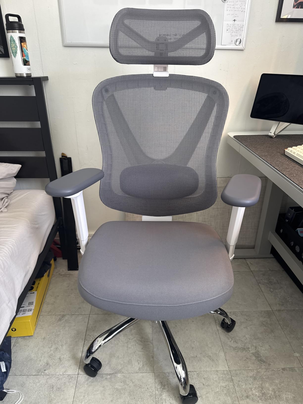 Ergonomic Mesh Office Chair - 3D Adjustable Lumbar Support & 3D Armrests, V-Shaped Back, Adjustable Desk Chair for Office & Home customer photo 1