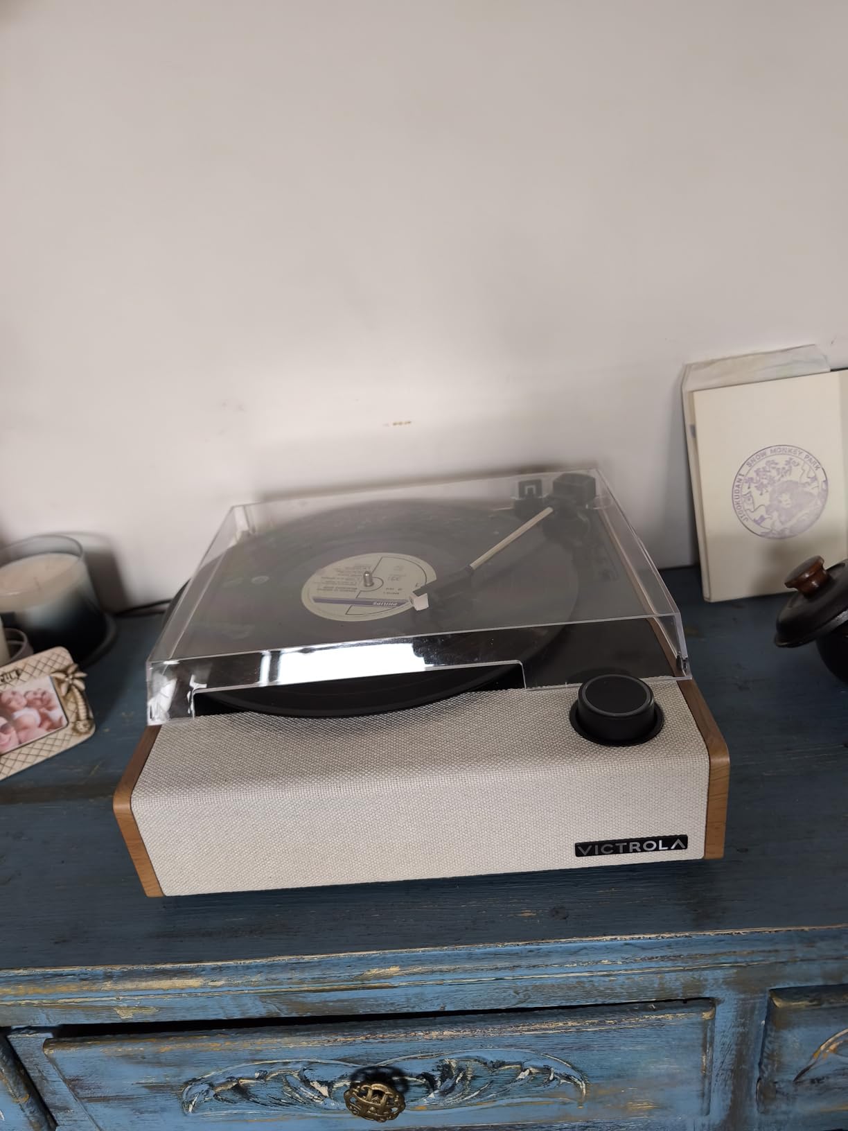 Victrola Eastwood II - Bluetooth Record Player with Speakers - Espresso | Vintage wood record player, built-in speakers, 3-speed turntable, VINYLSTREAM Bluetooth out and in, Audio-Technica cartridge customer photo 1