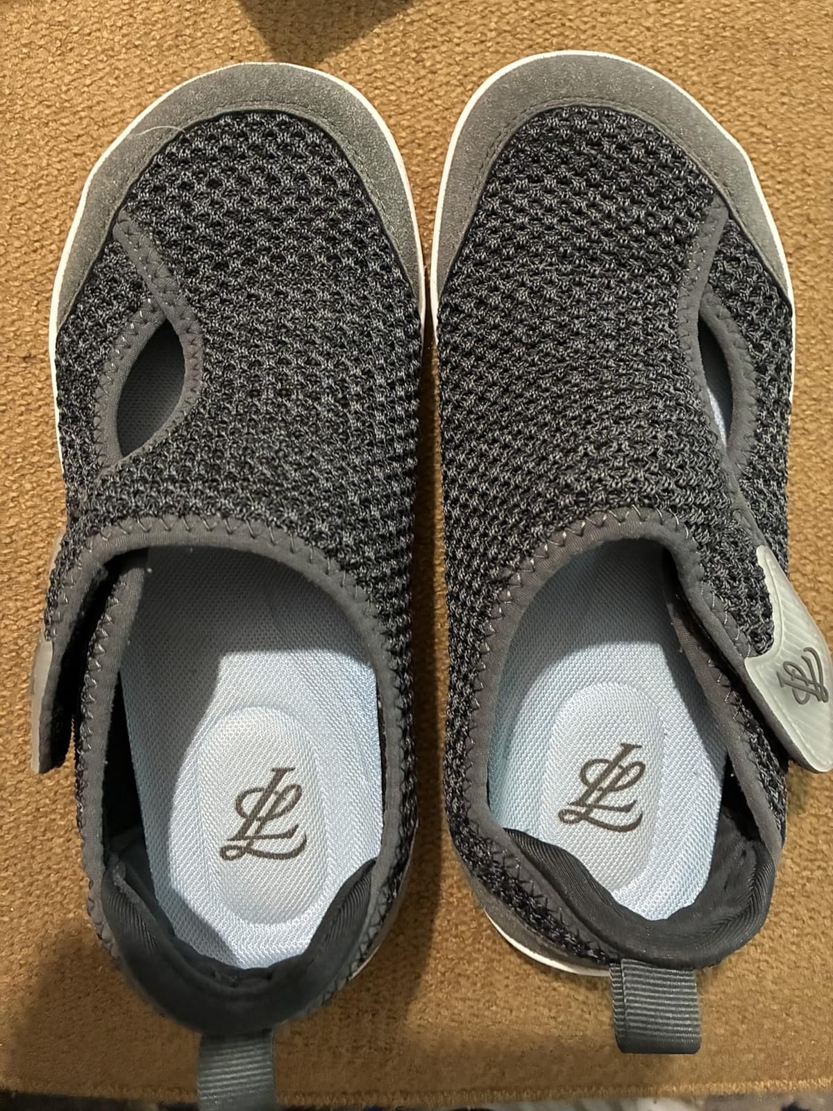 Wide Toe Box Diabetic Shoes for Women Zero Drop Barefoot Sneakers Breathable Adjustable for Edema Swollen Feet & Seniors customer photo 2