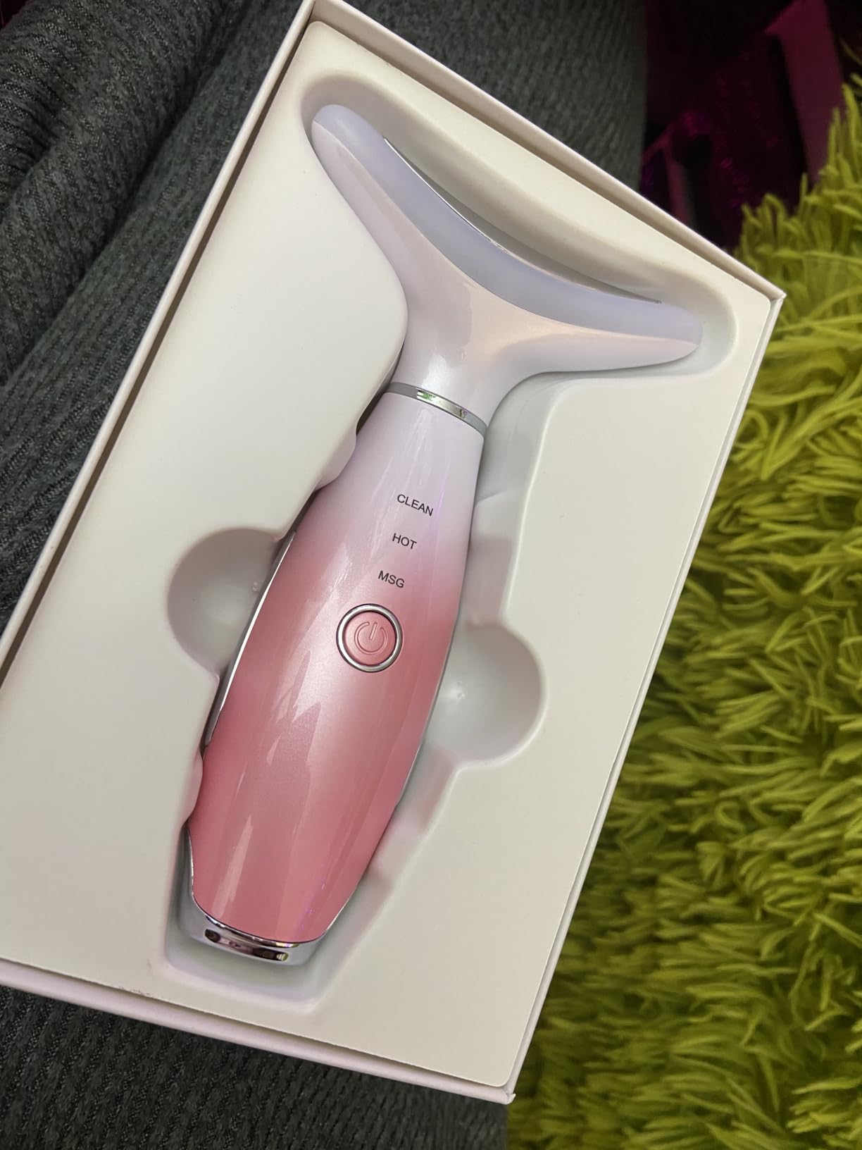 Dopsikn 7 Color Galvanic Machines - Red Light Therapy for Face and Neck, Face Massager Tool for Wrinkles, Double Chin, Vibrating Facial Massager with Thermals, White customer photo 1