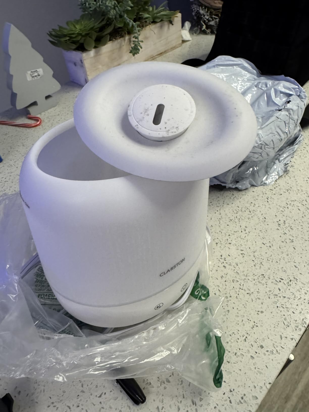 Clarston Humidifiers for Bedroom, 2L Cool Mist Humidifier, 24dB Quiet Sleep | 25H Runtime, Easy to Top Fill & Clean, Humidification for Baby Nursery & Plant, 360 Degree Nozzle for Large Room, Nightlight, No BPA customer photo 2