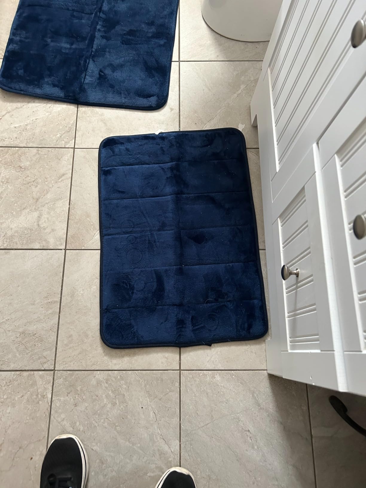 Smiry Memory Foam Bath Mat 34x21, Extra Soft and Absorbent Bathroom Rugs | White, Quick Dry Machine Washable Non-Slip Bath Mat for Bathroom Floor, Shower and Tub customer photo 2