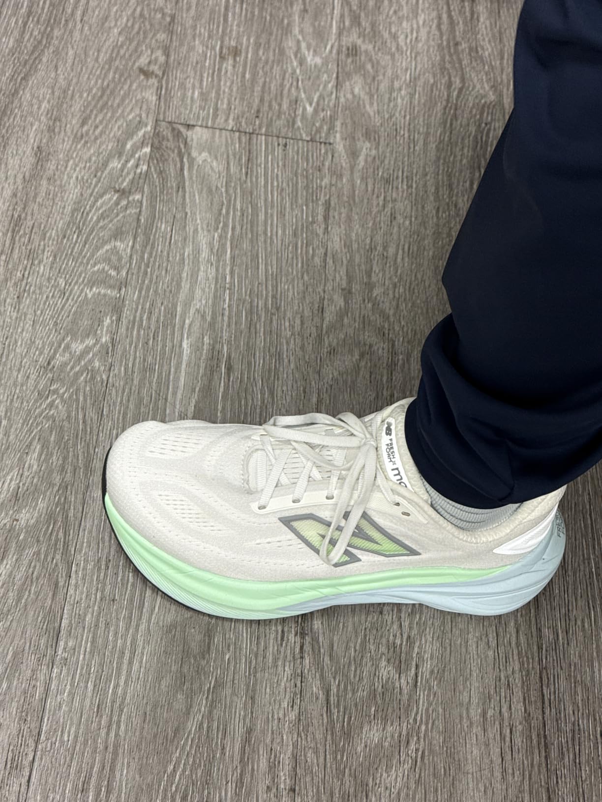 New Balance Women's Fresh Foam X More V6 customer photo 1