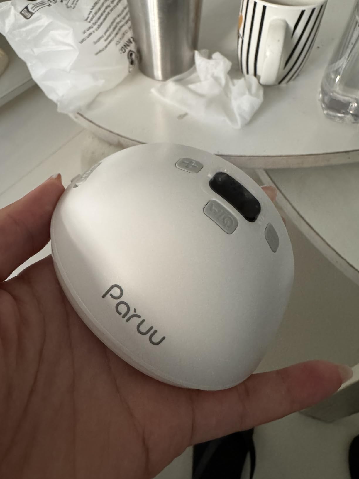Paruu Hands Free Breast Pump P16, Wearable Breast Pump Electric Portable with 4 Modes & 12 Levels, Max 309mmHg Strong Suction 19/21/24mm Flange Inserts Wearable Breastfeeding Pump, 2 Pack White customer photo 2