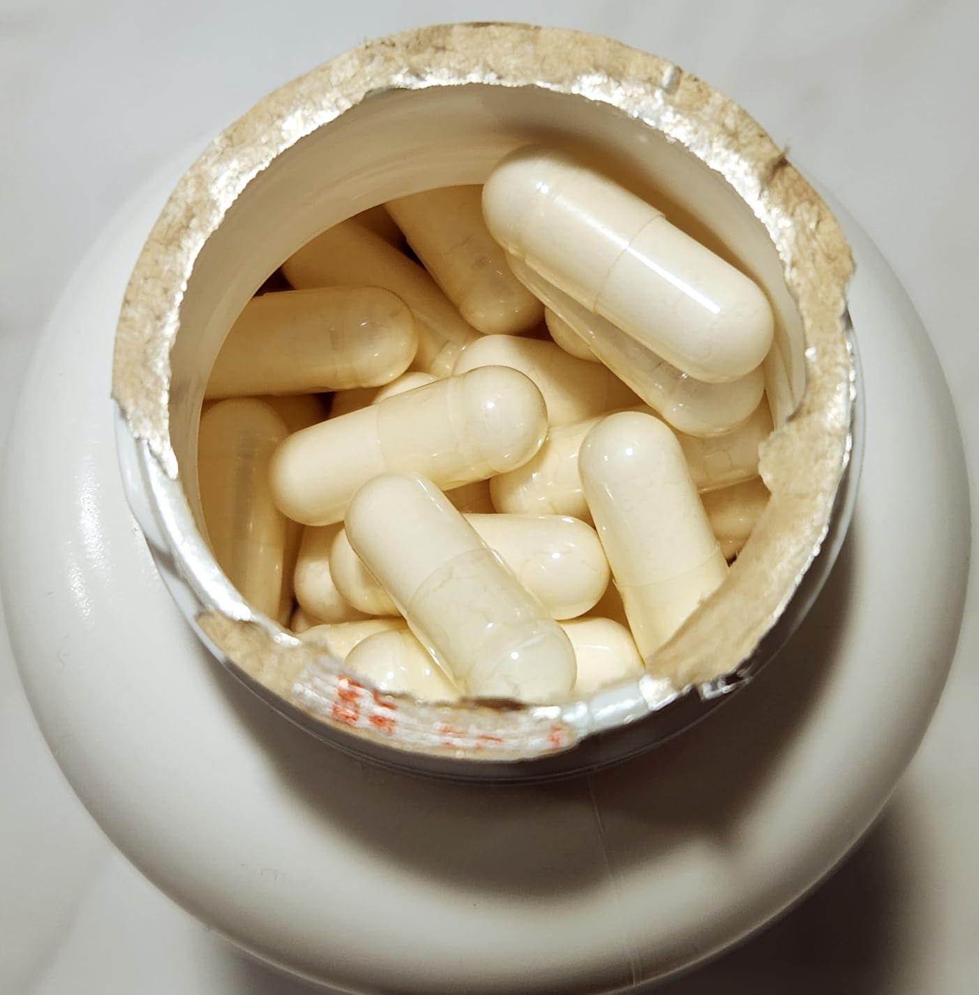 Micro Ingredients Pure Triple Magnesium Complex | 300 Capsules | 400mg Elemental Magnesium Per Serving | Chelated Glycinate, Taurate, Magnesium Malate, Vitamin C | Filler Free customer photo 1