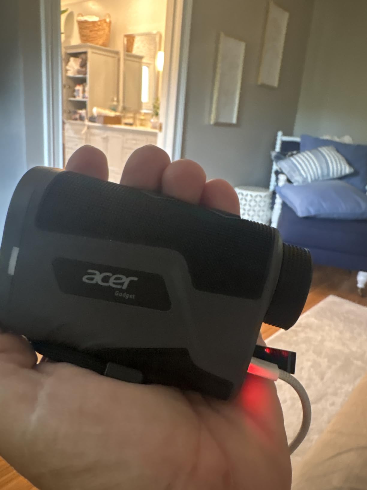 Acer Gadget Golf Rangefinder with Slope On/Off, 800/1200Yards, Golf Gifts | 6X Magnification with Flag Pole Locking Vibration, Rechargeable Battery with Magnetic Stripe, Golf Accessories for Men. customer photo 2