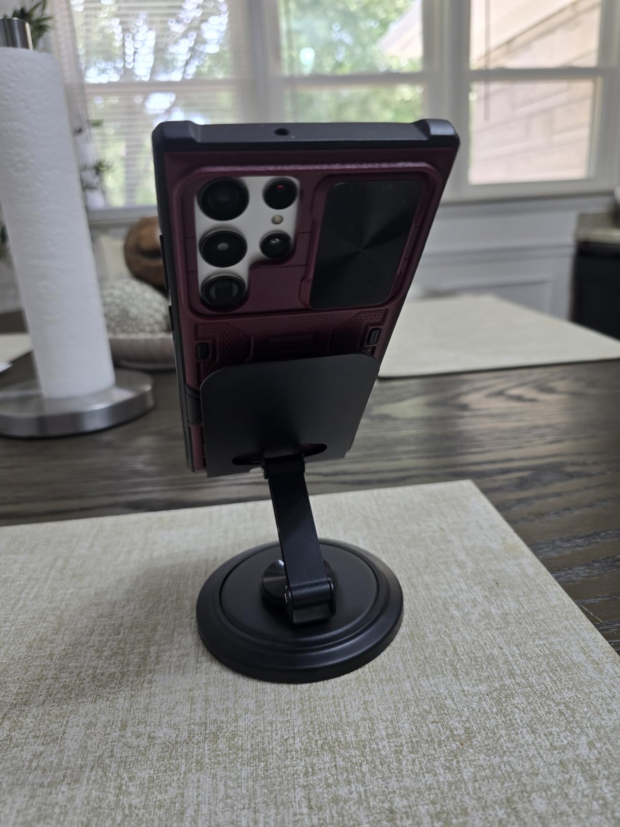 Lamicall 360° Rotation Cell Phone Stand for Desk, Sturdy Phone Holder | Foldable Adjustable Desktop Phone Stand, Office Gaming Desk Accessories for iPhone 17 16 15 14 13 12 Pro Max, Galaxy S26 S25 customer photo 2