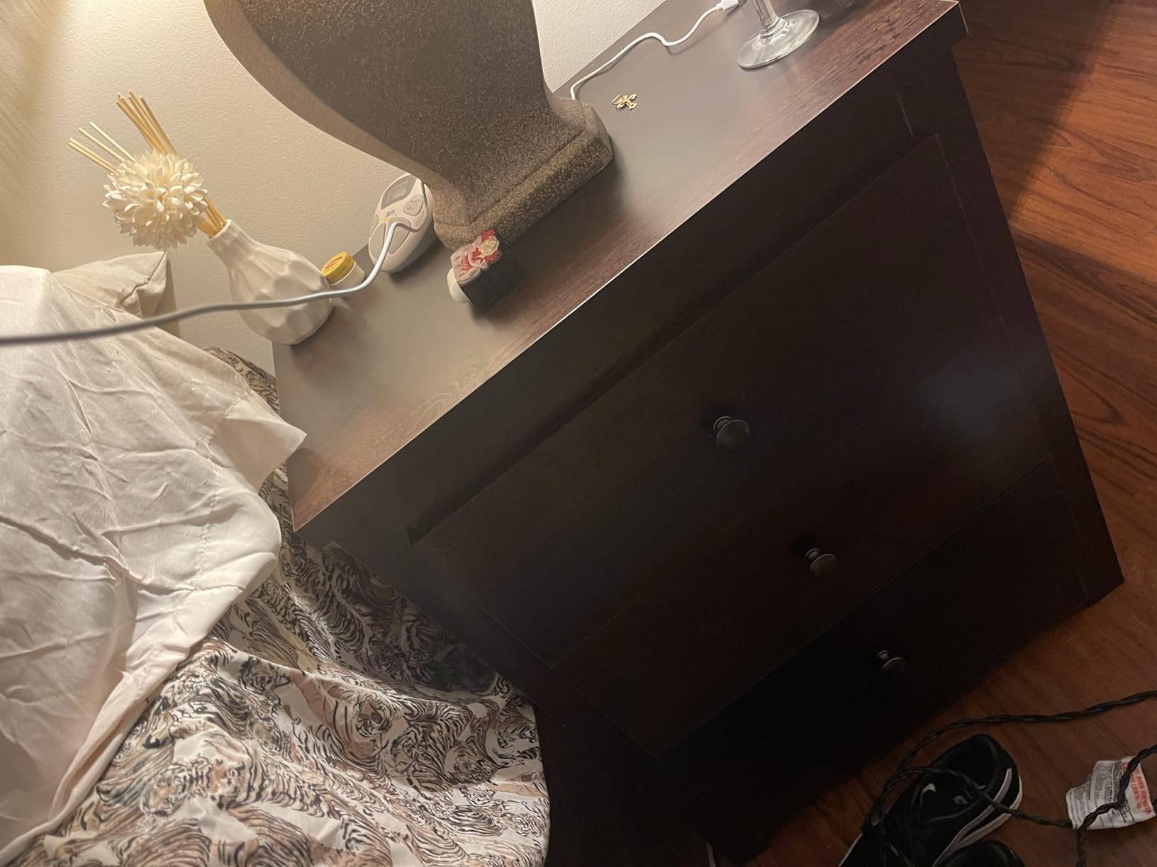 WLIVE Tall Nightstand with Charging Station, Wood Night Stand with 3 Drawers Storage, Bedside Table End Side Tables with 2 USB Ports and Outlets for Bedroom, Closet, Espresso customer photo 1