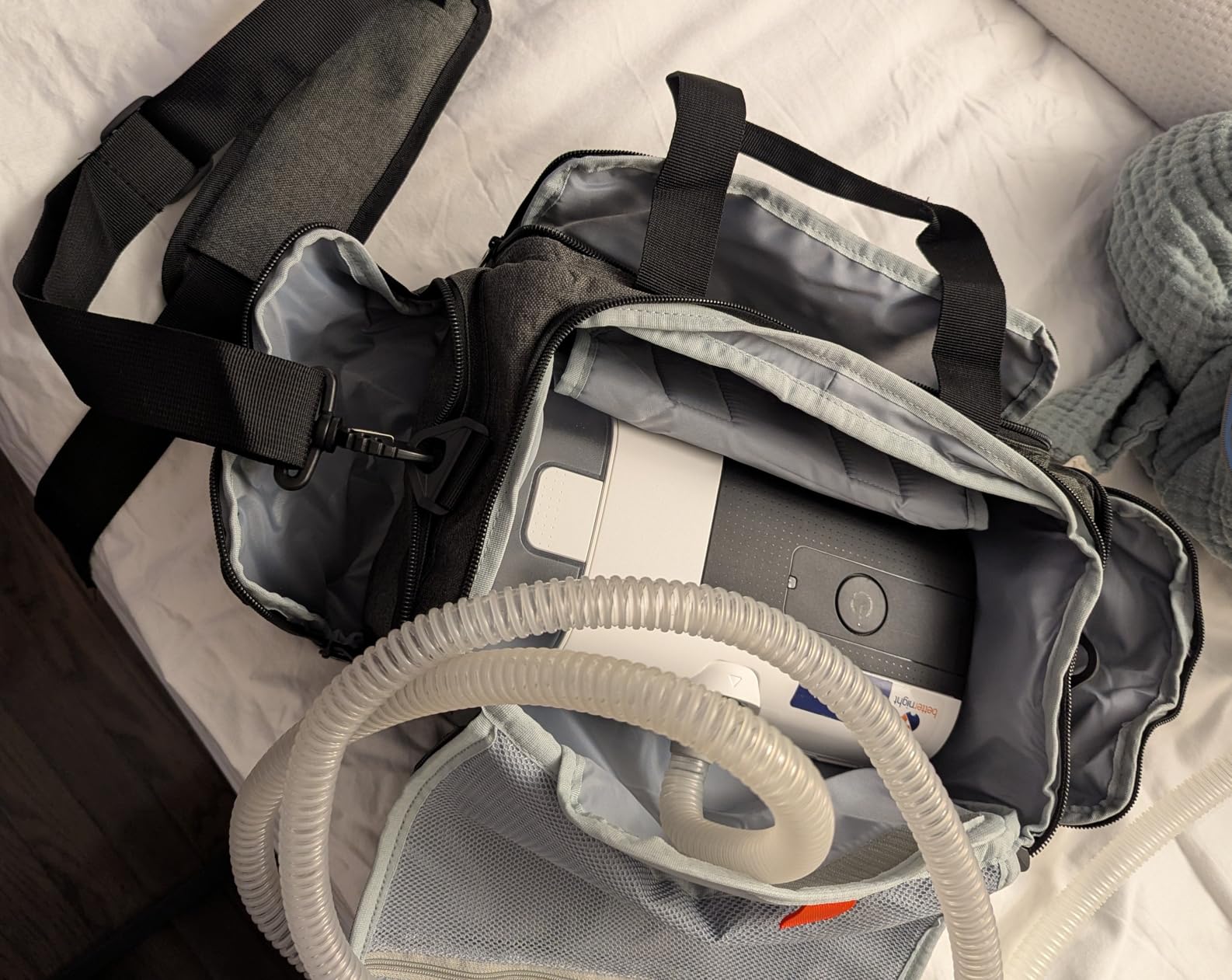 CURMIO CPAP Travel Bag Compatible with ResMed AirSense 11 10 elite, Gray | Portable Carrying Case with Shoulder & Luggage Straps Compatible with Philips Dreamstation, 3B Medical Luna G3, XT Fit customer photo 2