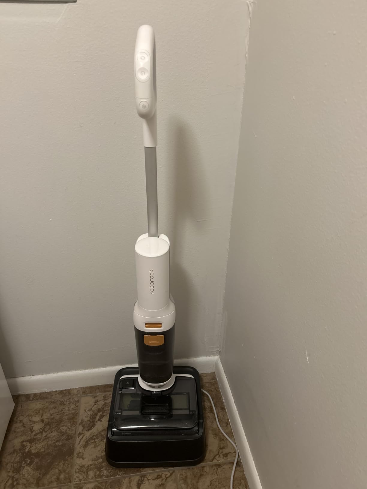 roborock F25 GT Gen 2 Wet Dry Vacuum Cleaner, Cordless Vacuum Mop Combo | 20000Pa Suction, 194°F Self-Cleaning Electric Mop, 180° Lie-Flat Edge to Edge Mopping for Tile, Hardwood Floors, Lightweight customer photo 2