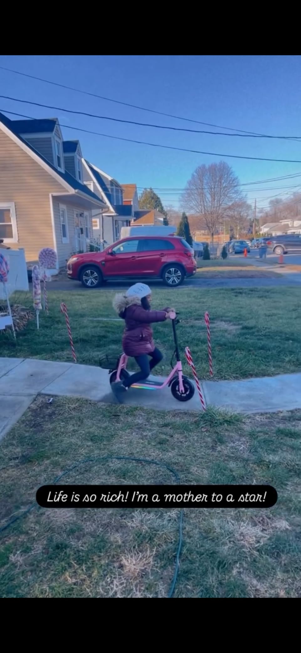 Hiboy Q2 Lite Electric Scooter for Kids w/Seat, 3-Speed, Brake, Ages 4-10 | UL 2272 Certified, Powerful 100W Motor up to 9.3 MPH & 5-Mile Range, LCD Display, LED Neon & Brake Lights, Ideal Kids Gift customer photo 2