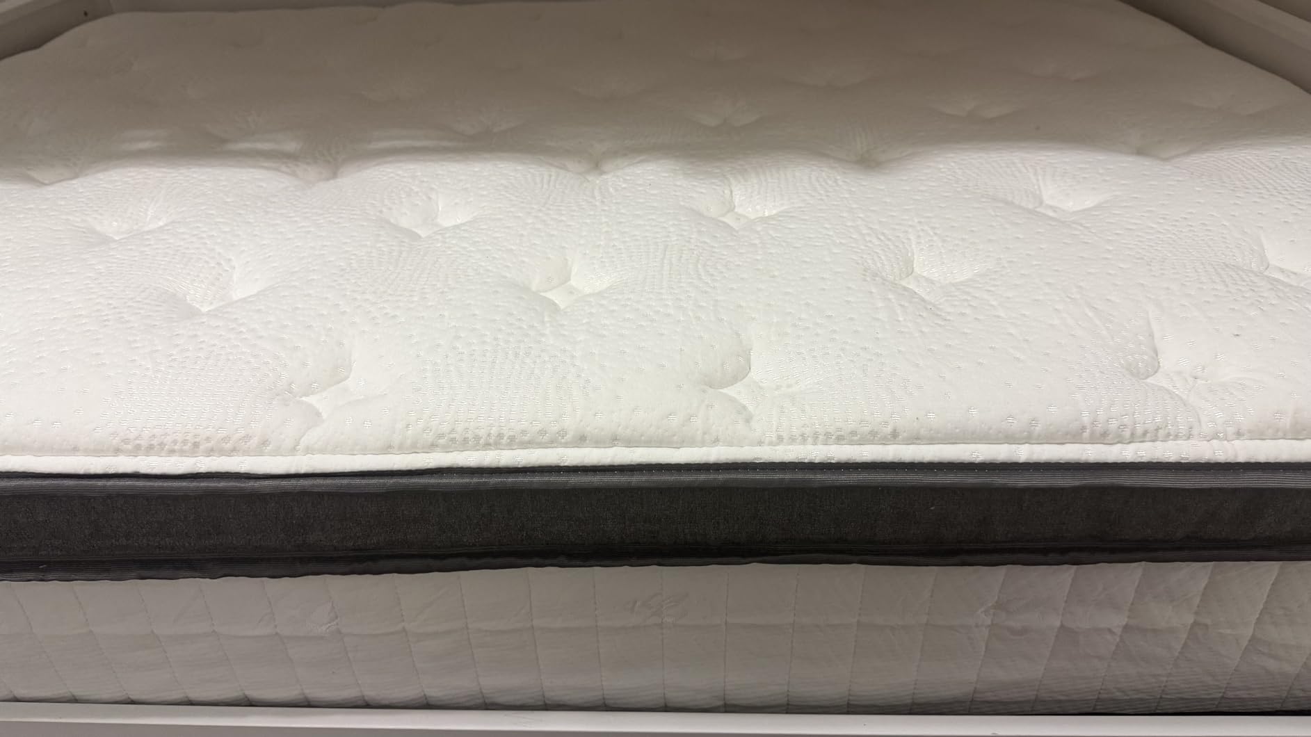 King Mattress, 14 Inch King Size Hybrid Mattresses with Memory Foam and Individual Pocket Spring for Motion Isolation, Pressure Relief, Medium Firm Mattress in a Box, 76 * 80 * 14 customer photo 2