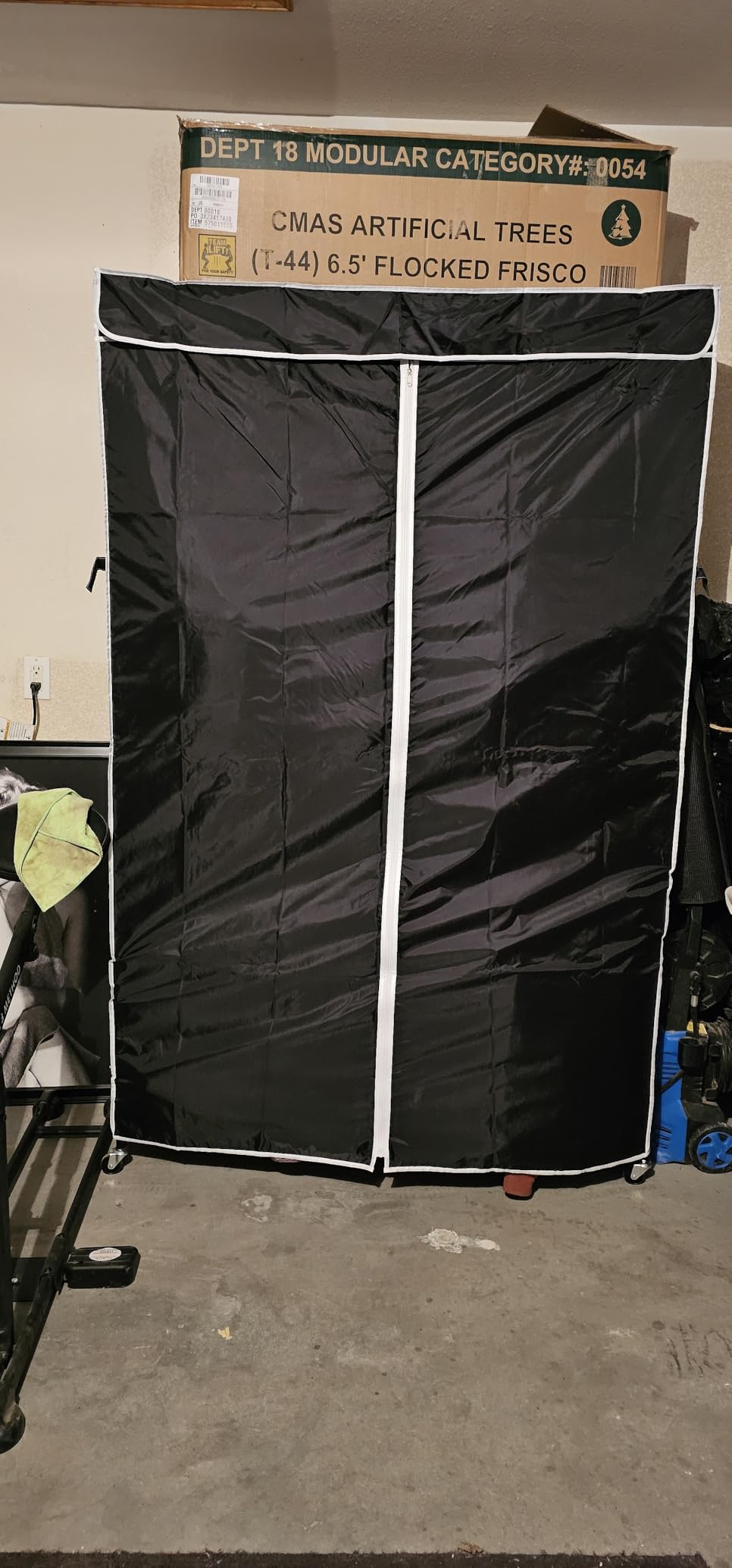 ULIFHOME P8C Max Heavy Duty Clothes Rack (With Extended Width Design) Rolling Clothing Racks for Hanging Clothes with Lockable Wheels, 51.2W x 15.8D x 80.5H, Load 800LBS, Black Rack with Black Cover customer photo 2
