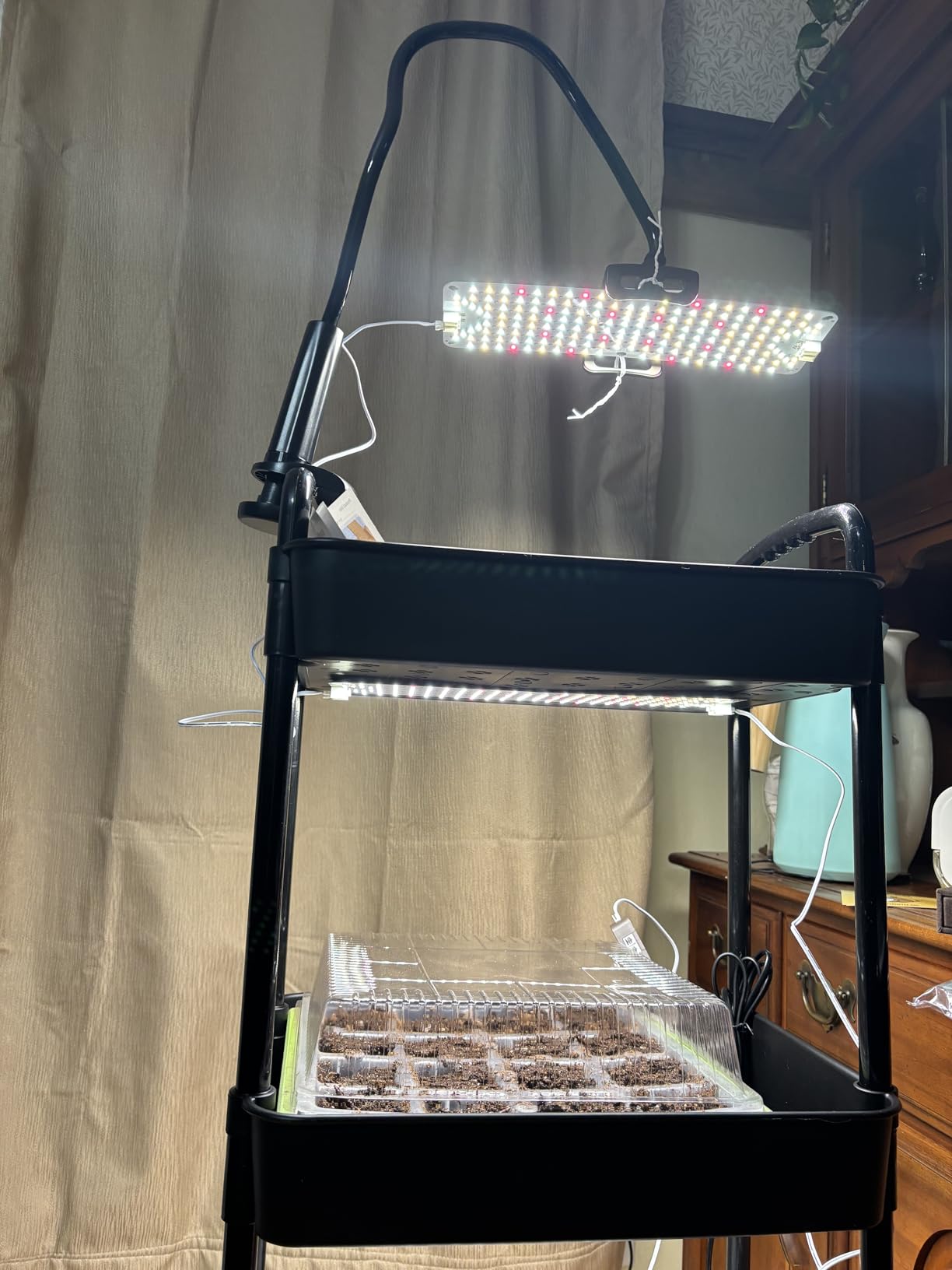 SDOVUERC Full Spectrum 768 LEDs Grow Lights, Plant Grow Lights for Indoor Plants with Daisy Chain Function, Sunlike Spectrum, 4/8/12/16/20H Timer for Seed Starting (Pack 4) customer photo 2
