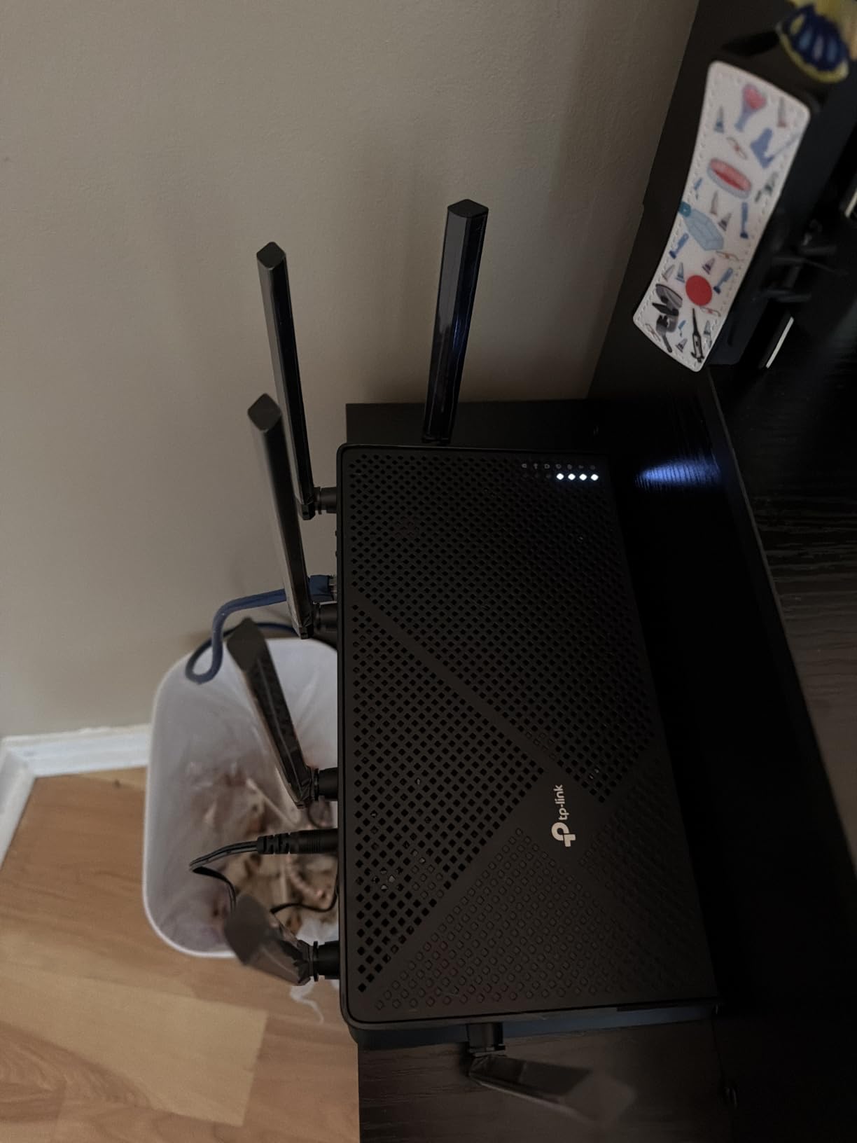 TP-Link BE6500 Dual-Band WiFi 7 Router (BE400) | Dual 2.5Gbps Ports, USB 3.0, Covers up to 2,400 sq. ft., 90 Devices, Quad-Core CPU, HomeShield, Private IoT customer photo 2