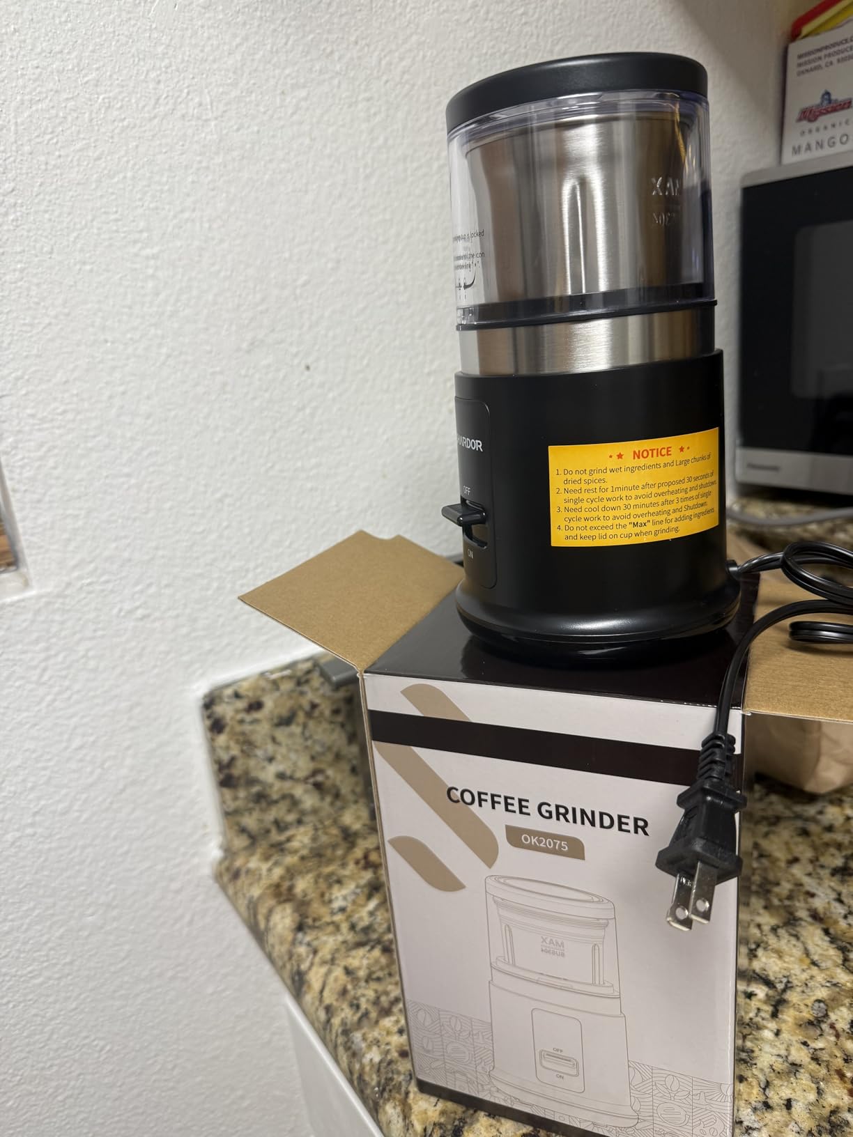 SHARDOR One Touch Coffee Grinder Electric, Spice, Herb, For Coffee Bean Spices and Seeds with 1 Removable Stainless Steel Bowl, Dry Grinder, Black customer photo 2