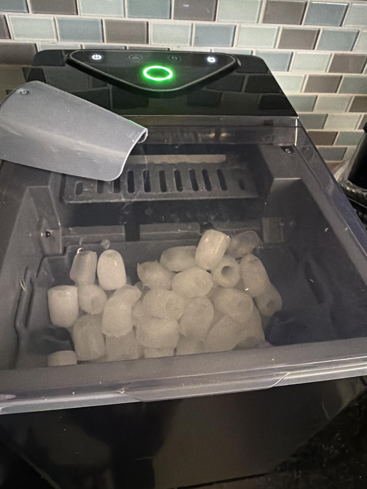 Silonn Countertop Ice Maker with 2.5L Expandable Ice Basket, 26.5lbs/24H, 9 Cubes in 6 Mins, 2 Ice Sizes, Self-Cleaning & LED Touch Control for Home Kitchen Office customer photo 1