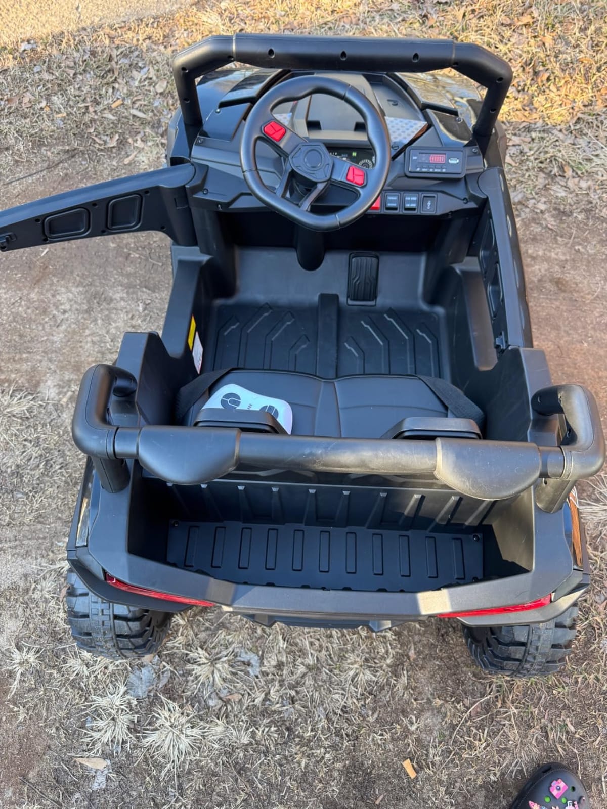 Hikole 24V Ride on Toys for Boys & Girls, Electric Car for Kids Ages 4-8, Pink | 2 Seater Off-Road UTV, XXL, Remote Control, Shock Absorption, 400W Power Wheels, LED/Horn/Music/Bluetooth customer photo 2