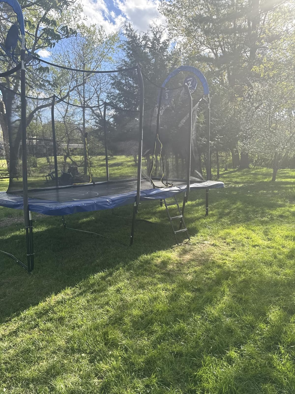 Zupapa 1800LBS Weight Capacity Rectangle Trampoline 10x17FT 9X15FT 8X14FT Outdoor Square Gymnastics Trampolines with Basketball Hoops for Kids Adults Long Large Big Rectangular Tumbling Trampolin customer photo 1