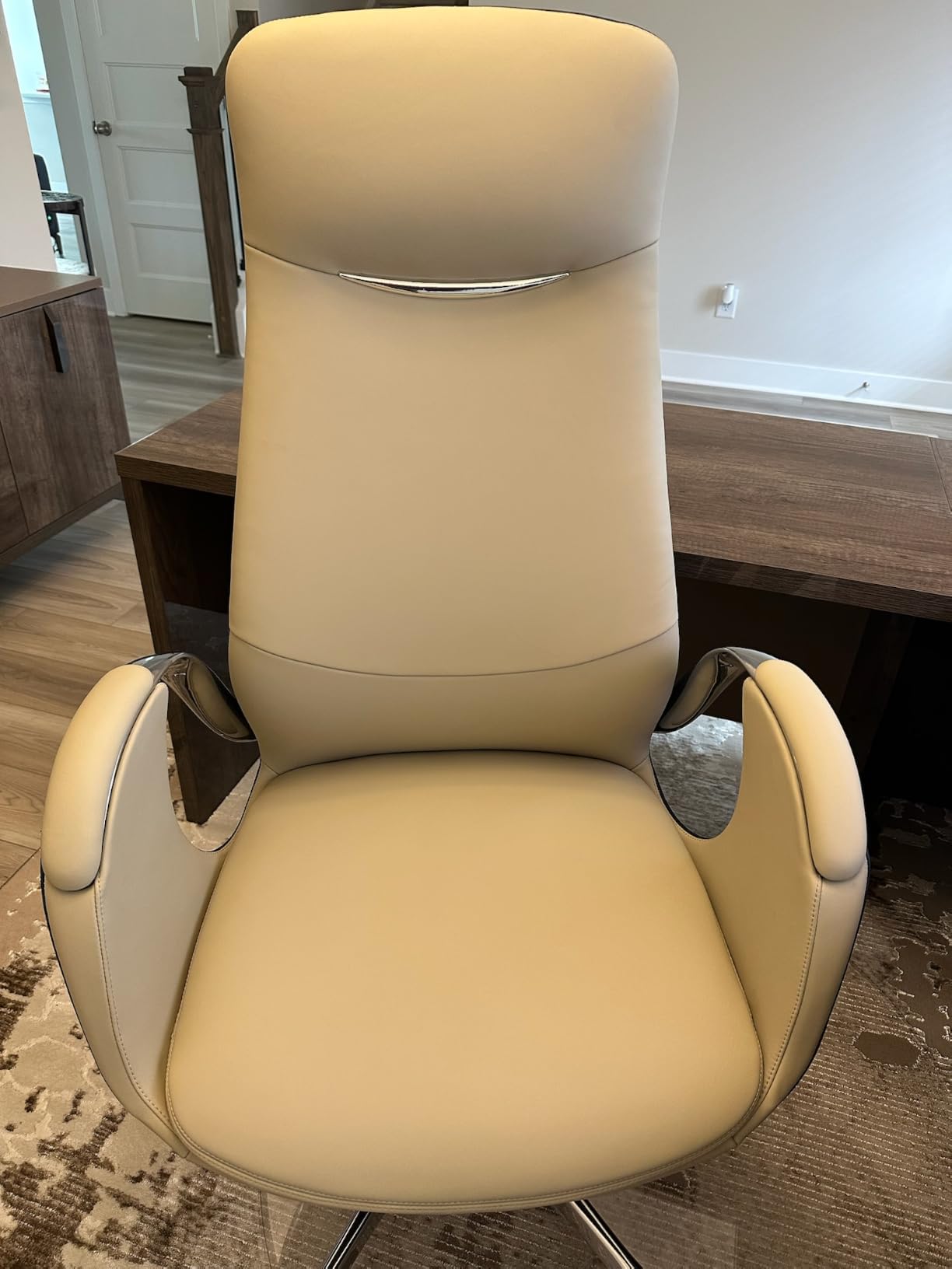 TOMU Top Grain Genuine Leather Executive Office Chair Brown, Luxury Office Chair with Aluminum Sturdy Base, High Back Ergonomic Boss Chair for Long Hours, Reclining and Rolling smoothly, (Brown) customer photo 2