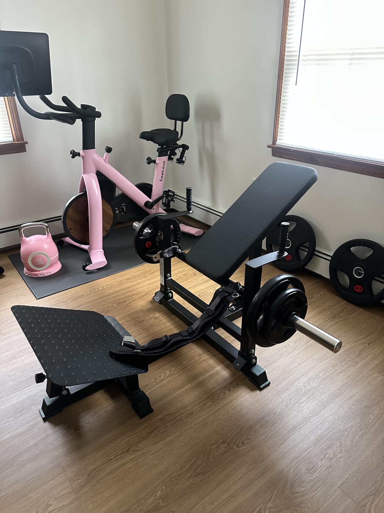 HVO Hip Thrust Machine, Adjustable Glute Bridge Machine, Plate Loaded | Glute Workout Trainer Weight Plate Storage Adjustable Support Durable Steel Construction Home Gym Strength Equipment customer photo 2