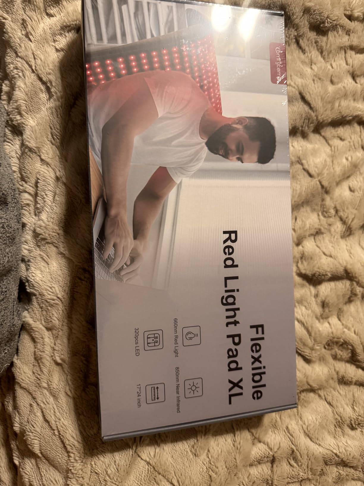 Comfytemp Red Light Pad for Body, 14.4'' x 6.1'', 660nm & Invisible 850nm | Flexible Near Infrared Light Wrap with Timer, Wearable Light Pad for Back Knee Belly Joint Muscle customer photo 1