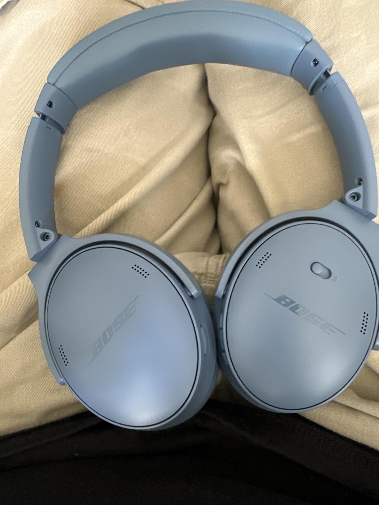 Bose QuietComfort Headphones - Wireless Bluetooth, Active Over Ear Noise Cancelling, USB-C Charging, Deep Bass, Up to 24 Hours of Playtime, Twilight Blue customer photo 2
