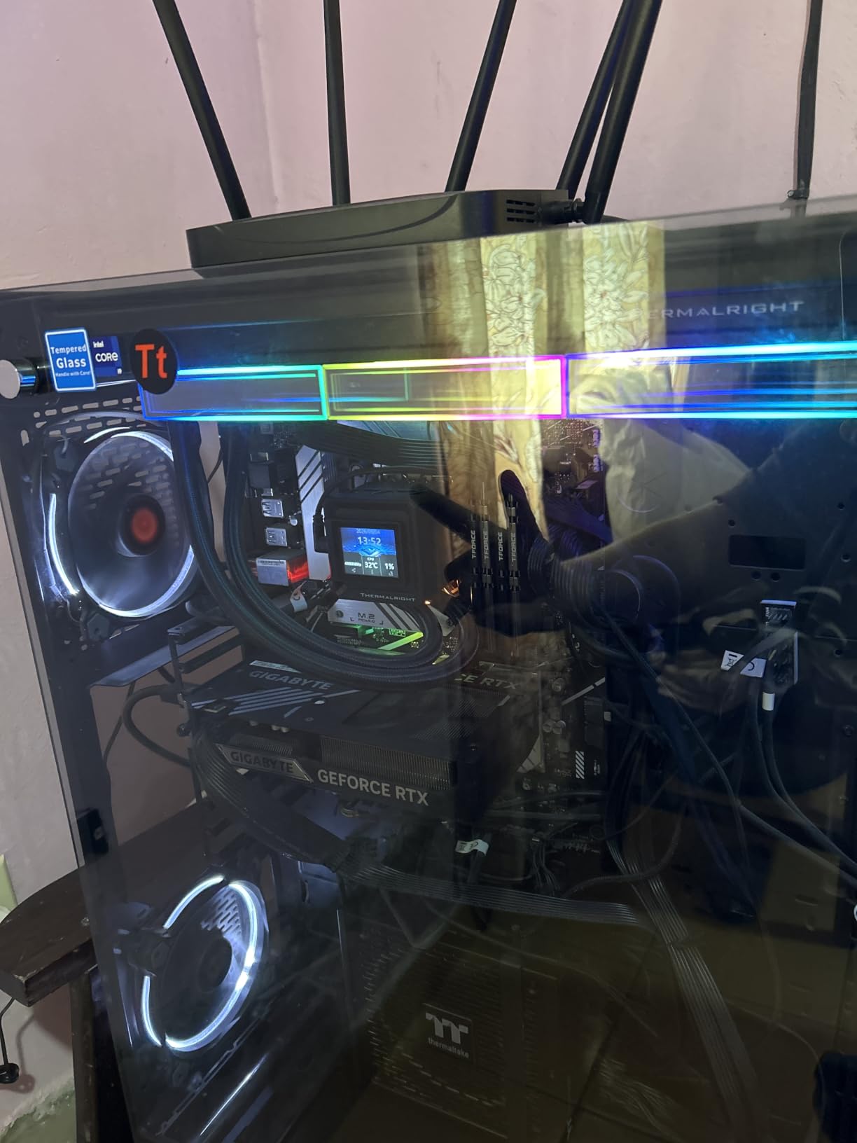 Alienware 27 Gaming Monitor AW2725DM, WQHD Fast IPS, 180Hz, G-SYNC, VESA | FreeSync, 95% DCI-P3, 1.07 Billion Colors, 400 cd/m2 Brightness, 3H Anti-Glare, HDMI 2.1, DisplayPort 1.4, USB, Adjustment customer photo 2