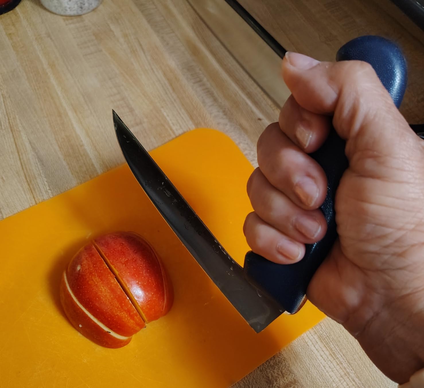 Right Angle Knife 2-Pack - Ergonomic L Shaped Knives with Serrated & Chopping Blades, Adaptive Kitchen Tools for Arthritis customer photo 2