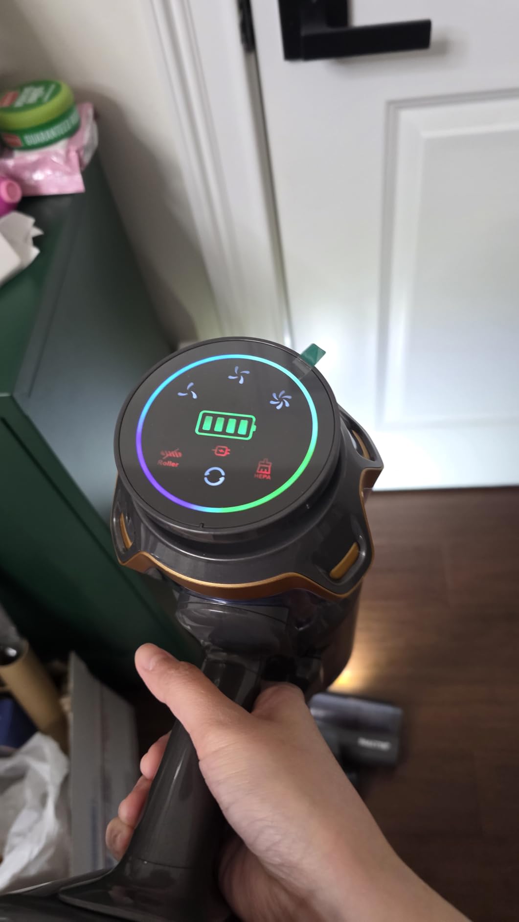 Cordless Vacuum Cleaner, Upgraded 650W 55KPA 70Mins Cordless Stick Vacuum Cleaner with Self-Standing and Touch Screen, Anti-tangle Wireless Vacuum, Vacuum Cleaners for Home/Pet Hair/Carpets/Floors customer photo 2
