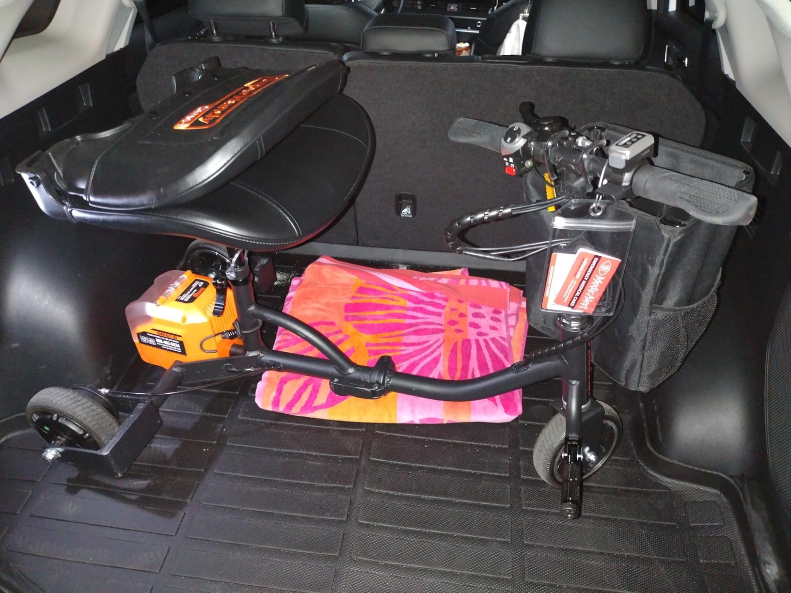 SuperHandy Foldable Mobility Scooter for Adults, 3 Wheel, One Battery | 3-wheel Passport scooter offers a 13-mile range and swappable 48V 2Ah battery for travel and daily mobility customer photo 1