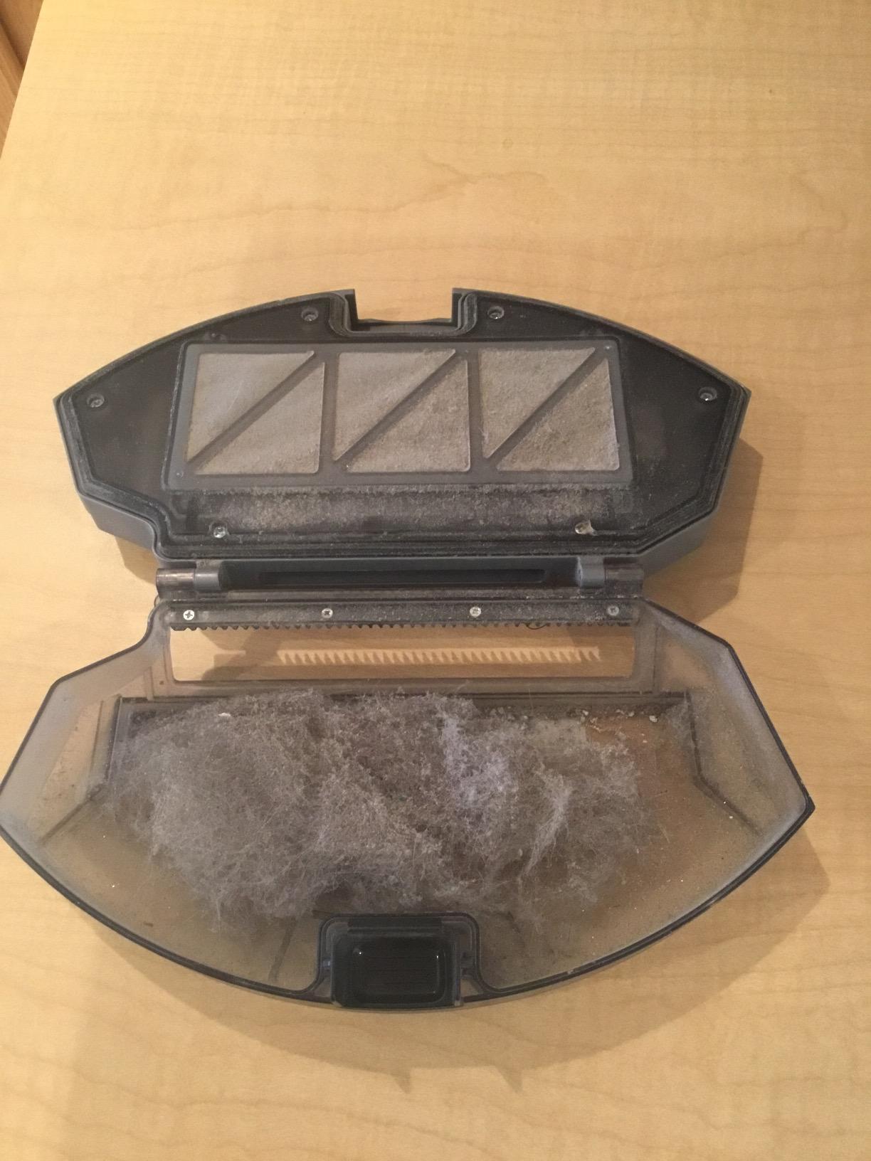 Shark Navigator Robot Vacuum + Self-Empty Base RV2120AE with SmartPath Navigation, 60-Day Bagless Self-Empty Base, Anti-Hair Wrap customer photo 2