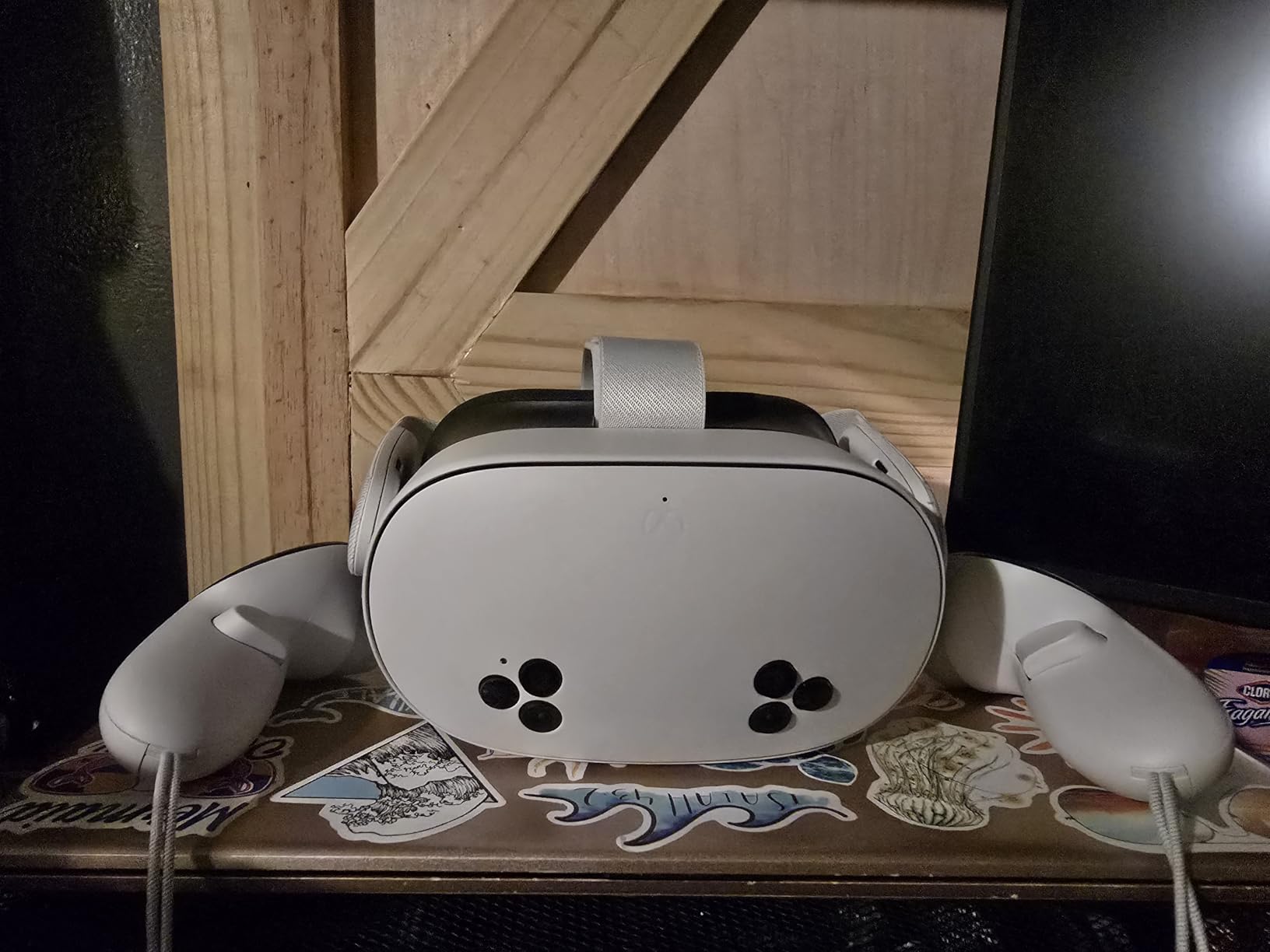 Meta Quest 3S 128GB | VR Without Wires - Gorilla Tag Cardboard Monkenaut Bundle customer photo 2