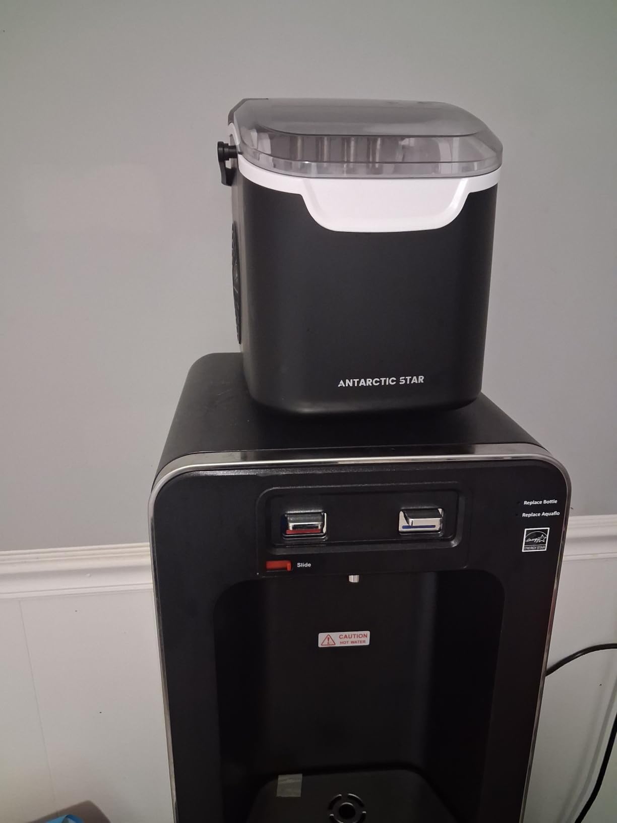 Antarctic Star Countertop Ice Maker Machine, 26Lbs/Day Fastest 6-Min Ice, 8 Bullet Ice In 6Min, 2 Sizes, Energy-Saving, Portable Handle, Self-Cleaning, Basket/Scoop, Home/Bar/Rv/Camping, Black customer photo 1