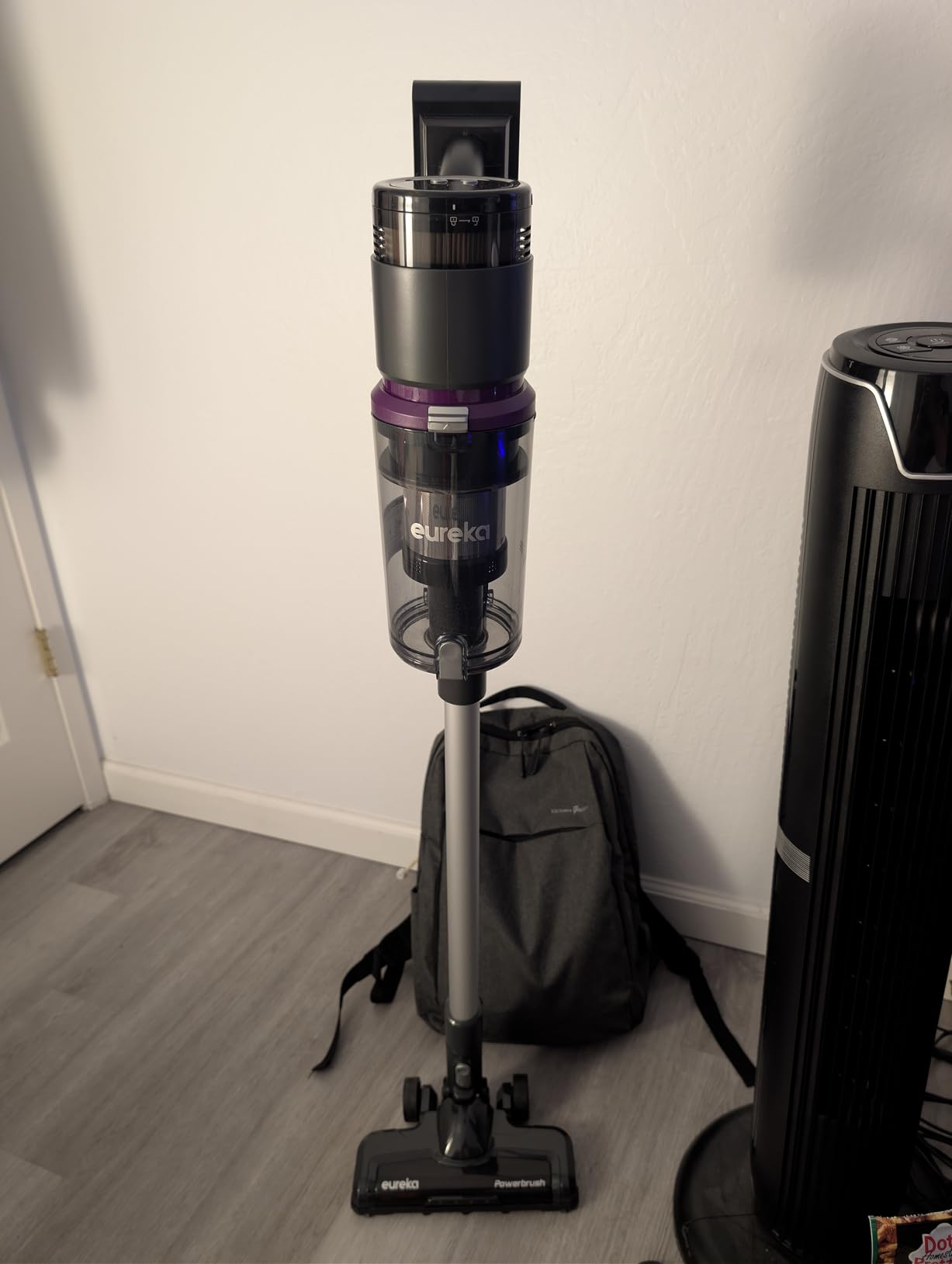 Eureka ReactiClean 200W Lightweight Cordless Stick Vacuum, NEC410BK | 5.5 lbs Lightweight, Detachable Battery, Up to 50-Min Runtime, Tangle-Resistant Brush, For Pet Hair, Hardwood & Carpet, Black customer photo 2
