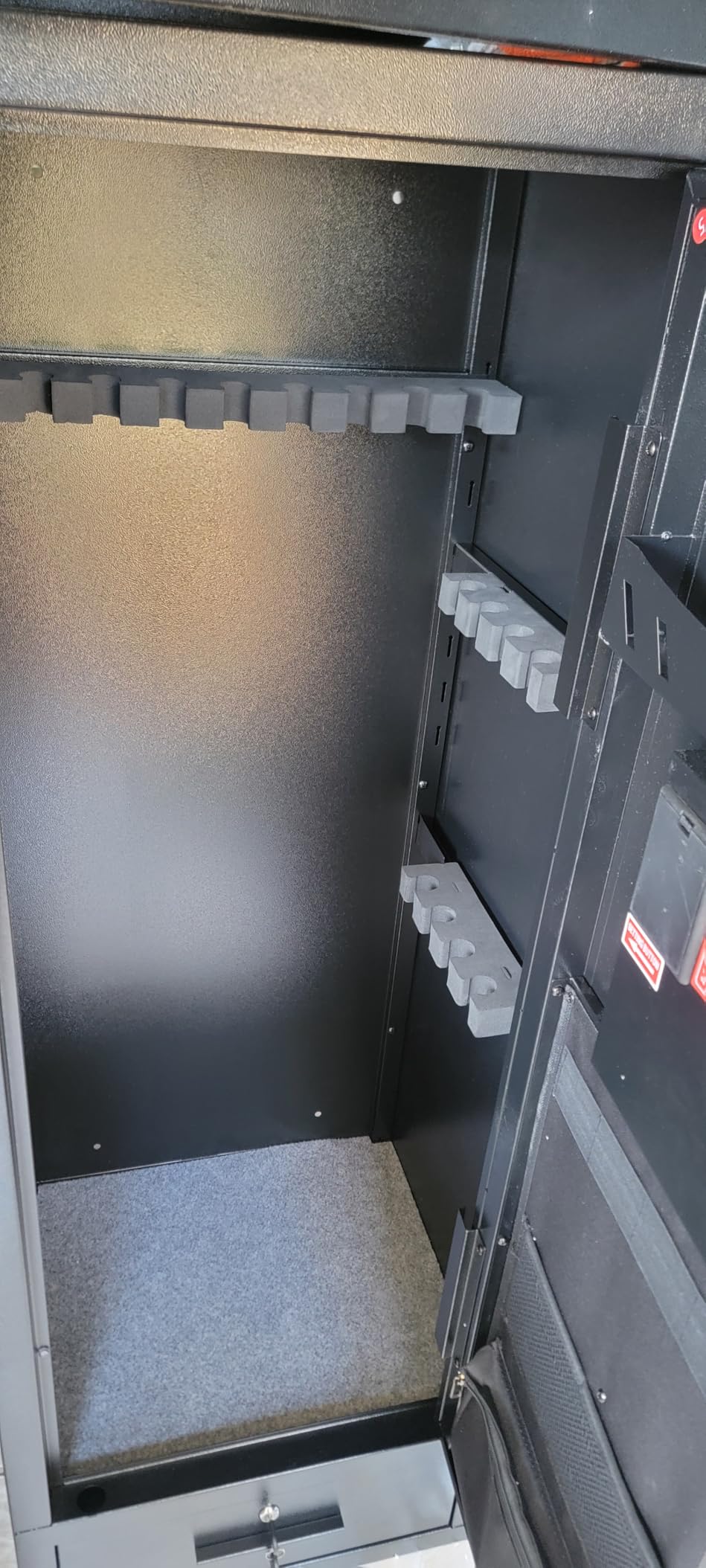 KAER 20 Biometric Gun Safe for Rifles and Pistols, Large Gun Cabinet for Home Rifle, Quick Access Gun Safe with Fingerprint, Rifle Safe with Removable Shelf and Pistol Pocket [No Assembly Required] customer photo 1