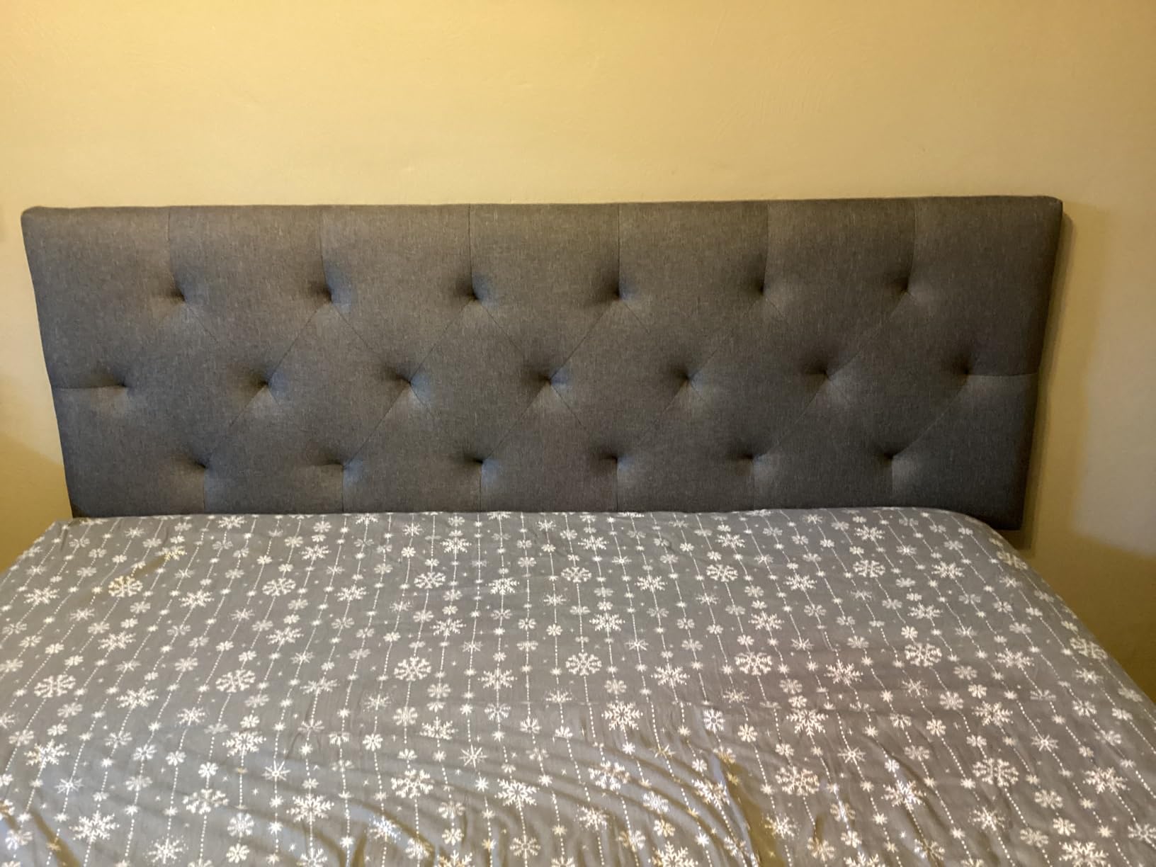 Linen Headboard Queen Size Only, Adjustable Height 37-51 in, Light Gray | Diamond Tufting Solid Wood Queen Headboards, Durable Metal Legs, Upholstered Queen Head Board for Bed Frame customer photo 2