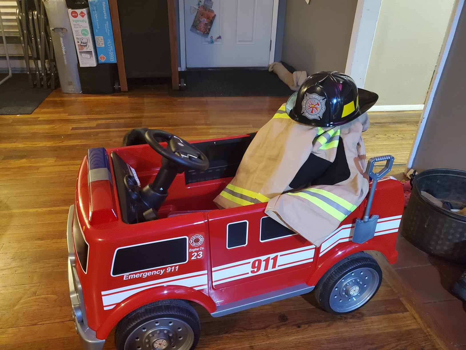ELEMARA 12V Ride on Fire Truck, Electric Ride on Car for Kids, Battery Powered Toddler Car w/Parent Remote Control, Siren-Call, Walkie-Talkies, Flashing Lights, Fire Extinguishers, Bluetooth, Music, USB customer photo 2