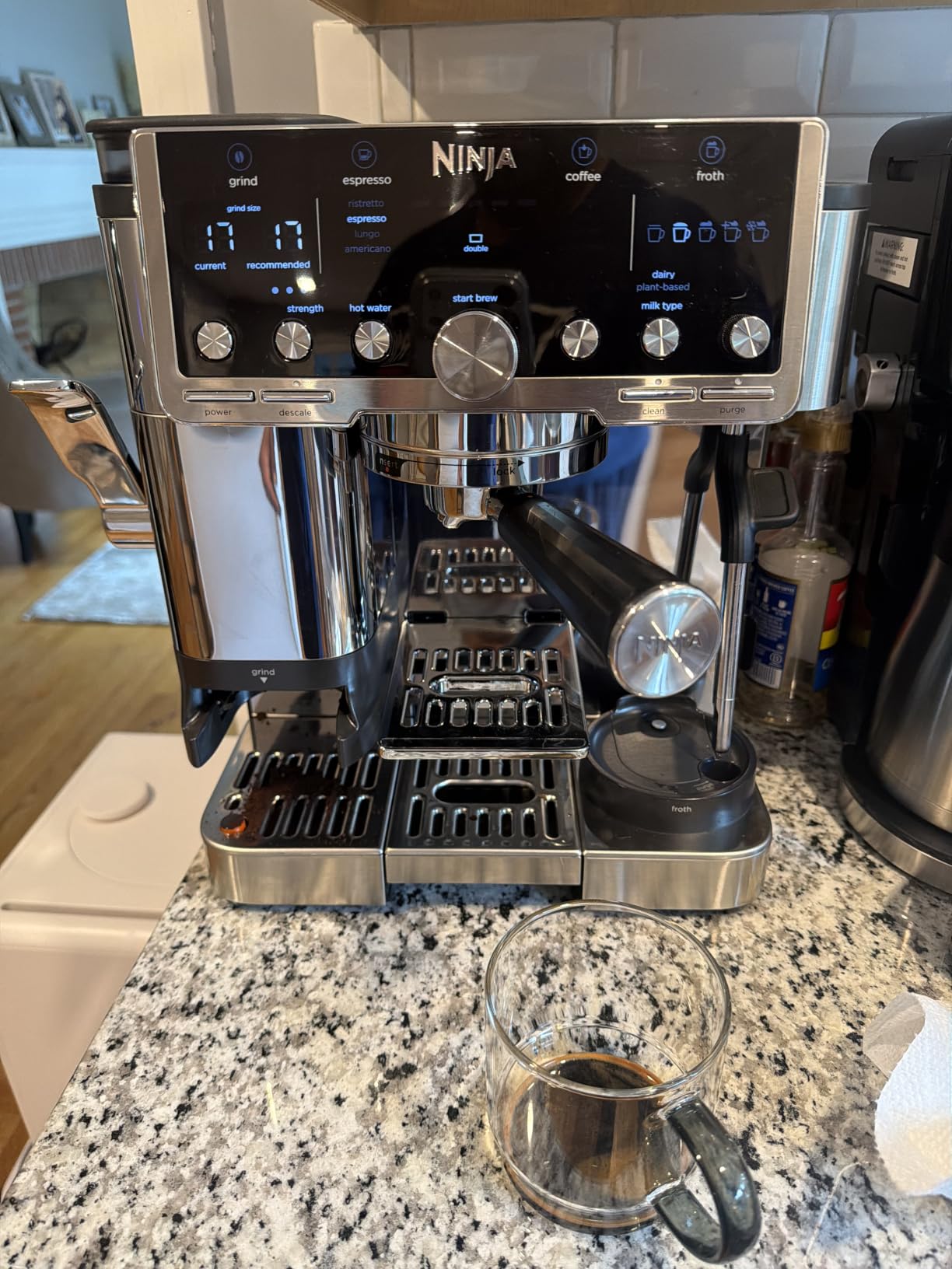 Ninja Luxe Cafe Pro Series, Espresso, Cold Brew, Hot Water, ES701 customer photo 2