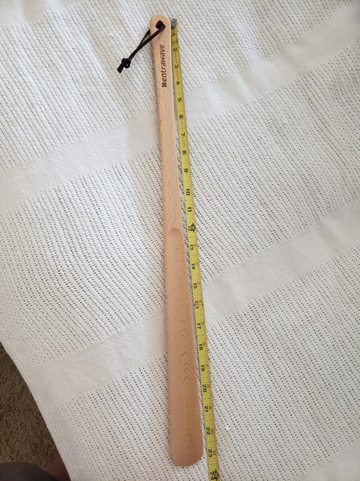 Wooden Shoe horn Long Handle for Seniors Men Women Kids Baby Easy Wear Helper 23.6in Long handled ShoeHorn customer photo 2