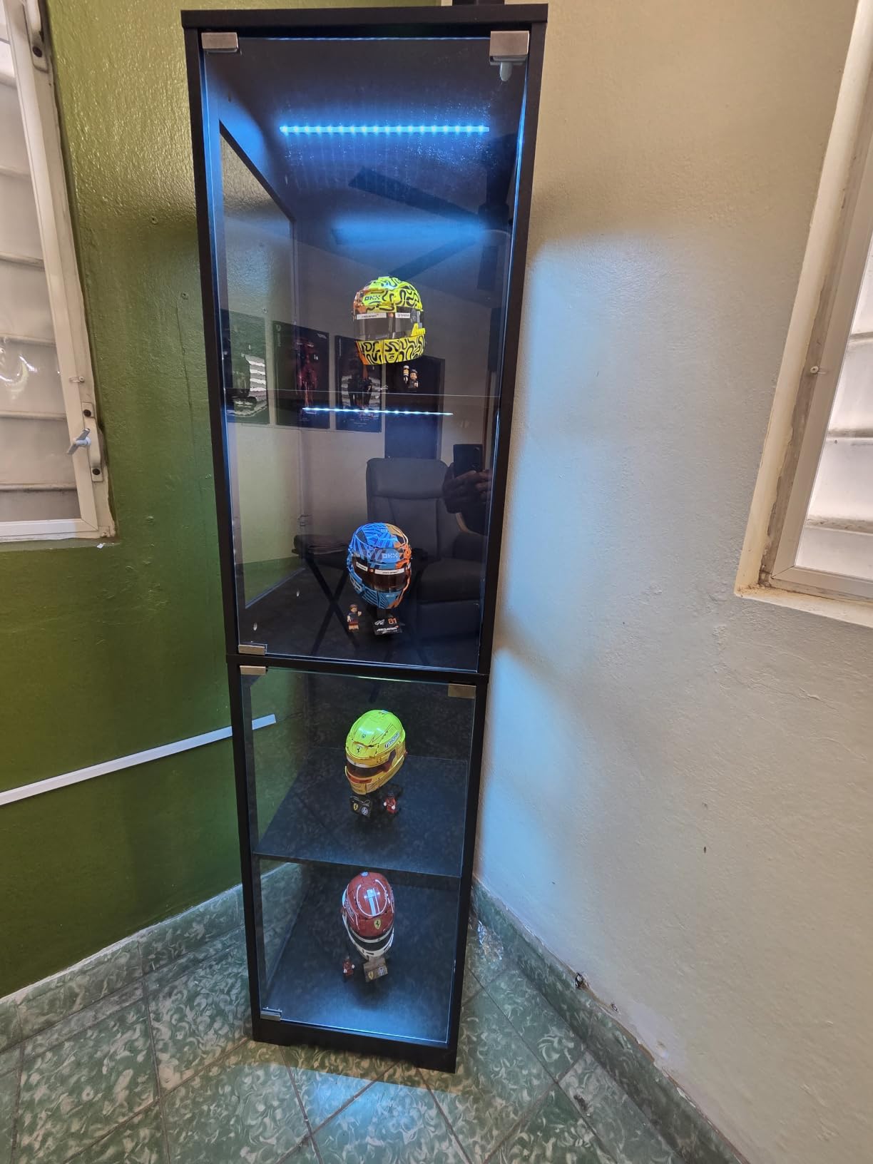 BROTTAR Glass Display Cabinet, Display Case for Collectibles, Black customer photo 1