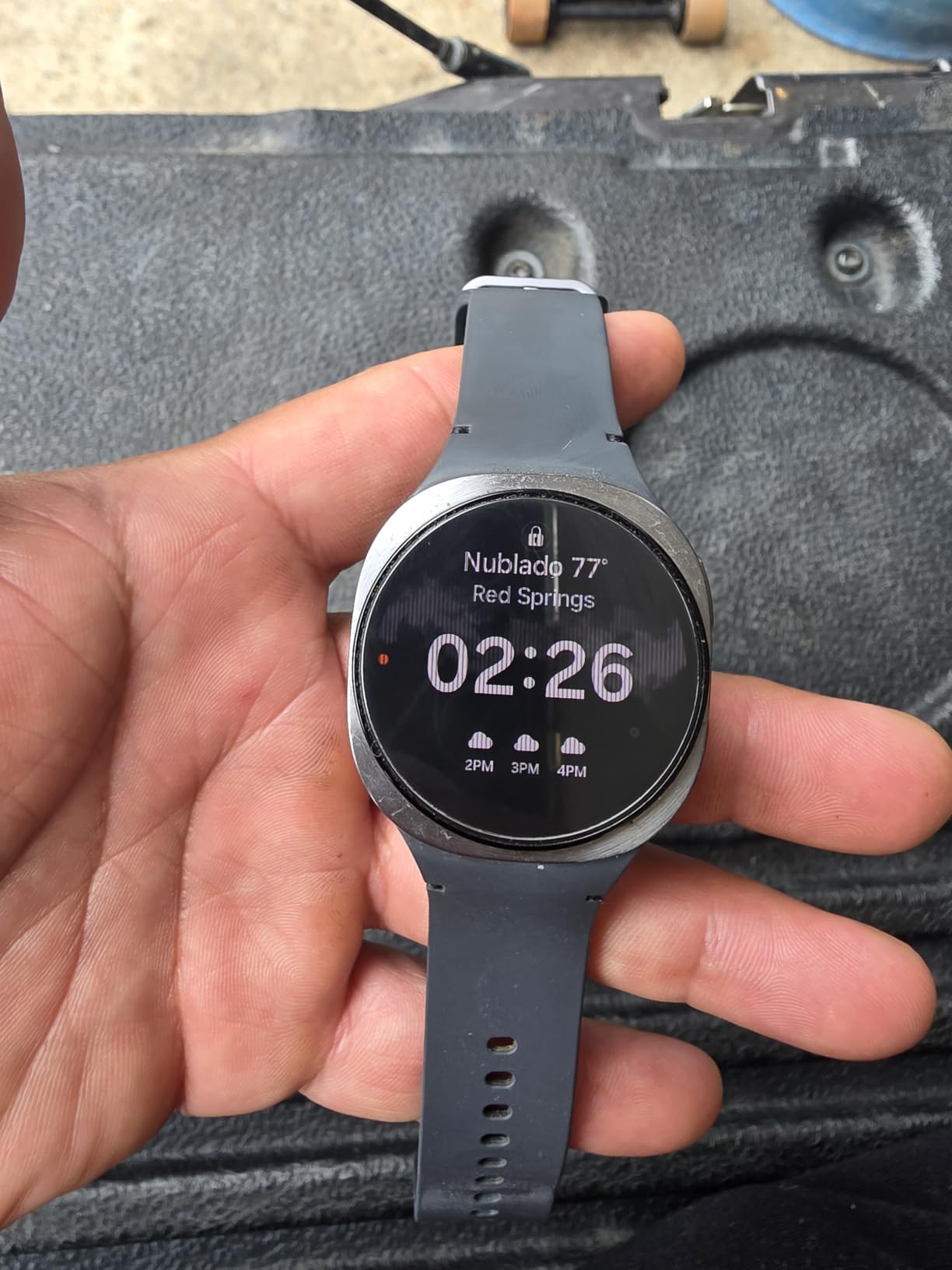 Galaxy Watch 8 (2025), Graphite, 40mm, Bluetooth Smartwatch | Cushion Design, Fitness Tracker, Sleep Coaching, Running Coach, Energy Score, Heart Rate Tracking [US Version, 2 Yr Warranty] customer photo 1