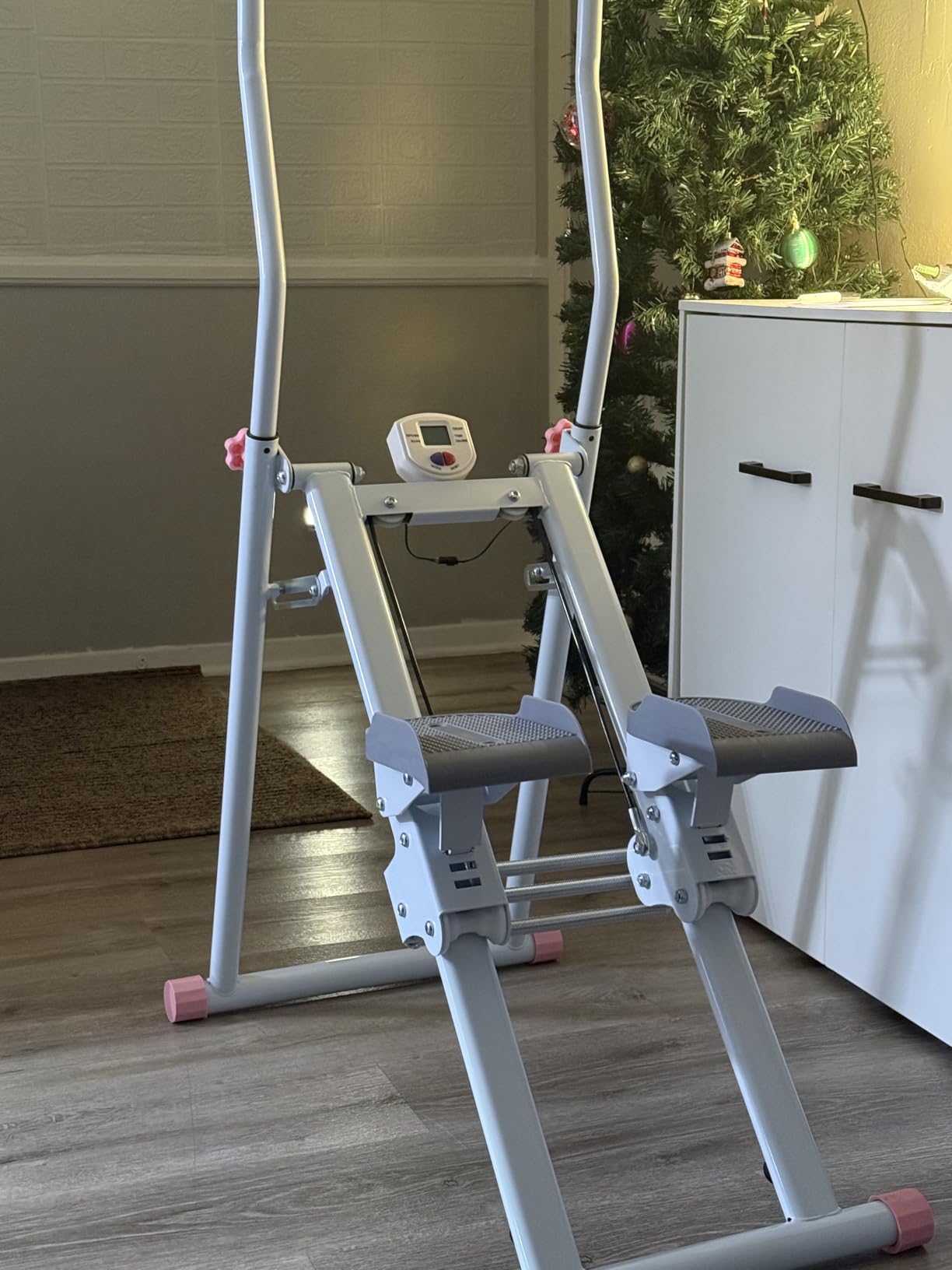 MOMODA Stair Stepper Resistance Adjustable Folding Vertical Climber Machine for Home Gym Full-Body Workout customer photo 2