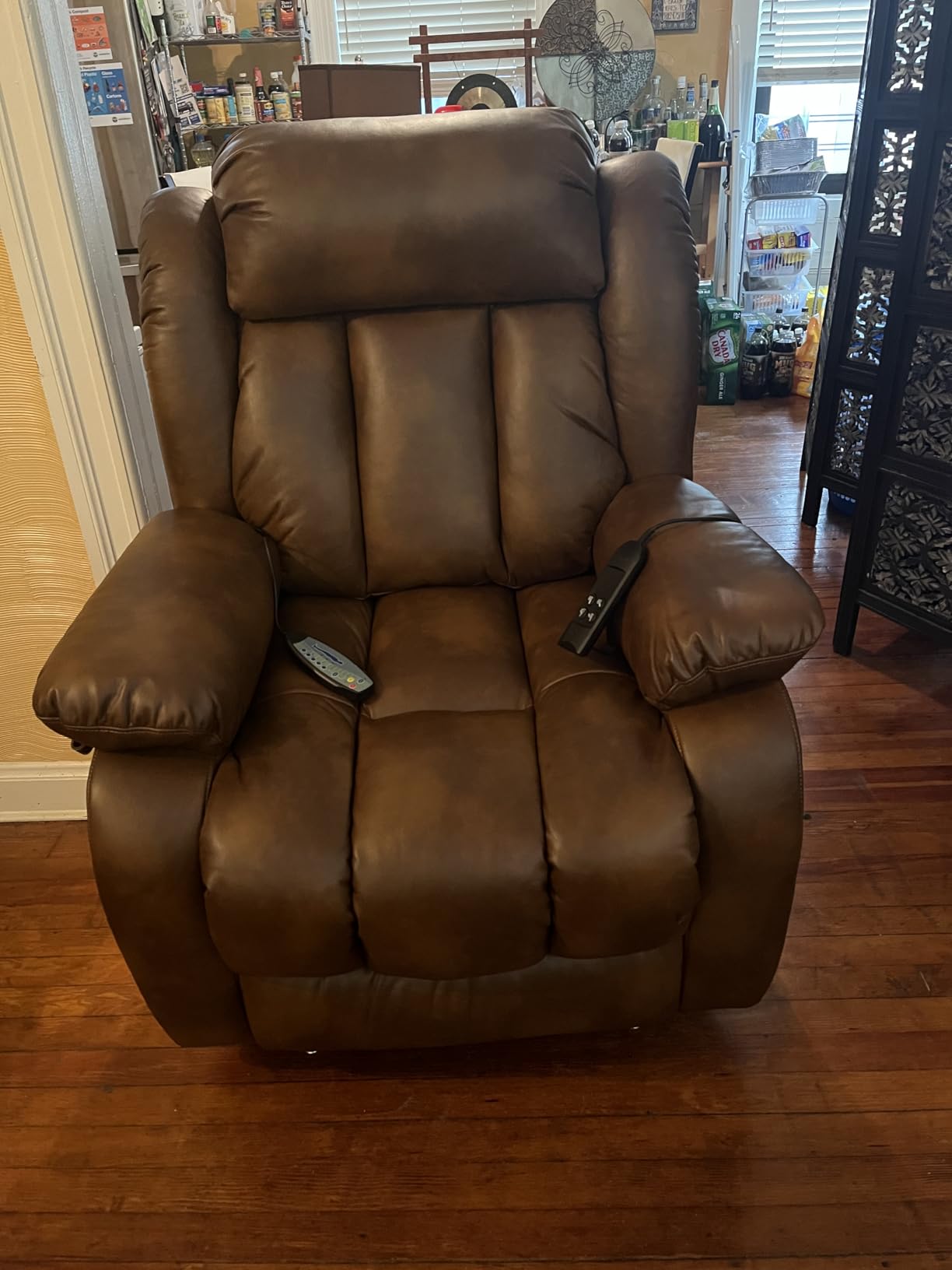 TEKAMON Power Lift Recliner Chair for Elderly with Heat & Massage, Dual Motor Breathable Leather Recliner, Lay Flat Sleeping Chairs with Infinite Position customer photo 2