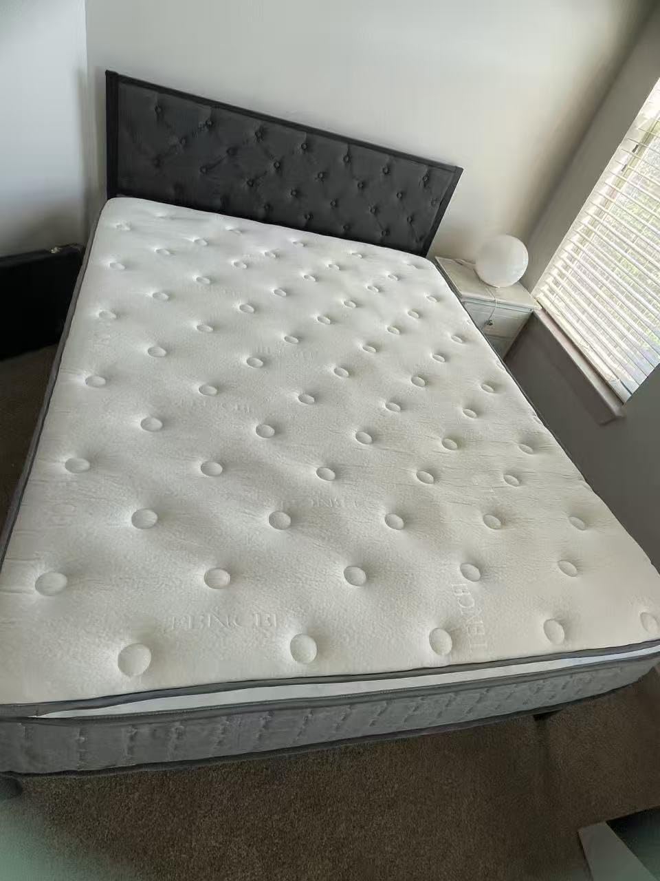 PUBPLON Mattress Queen Size, Medium Firm 12 Inch Mattress with Extra Lumbar & Shoulder Support, Hybrid Mattresses with Gel Memory Foam Pain Relief - Fiberglass Free - No Odor - 365 Night Trial customer photo 1