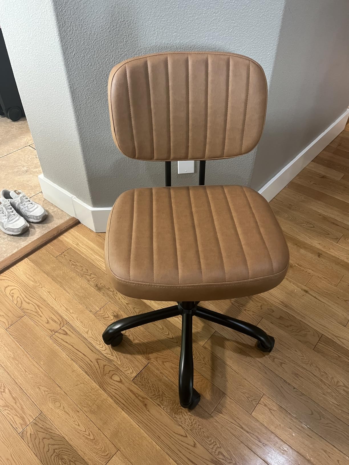 Sweetcrispy Office Desk Chair, Small Home Vanity Chair, Lumbar Support, Armless PU Leather, Height Adjustable Rolling Swivel Task, Black customer photo 2