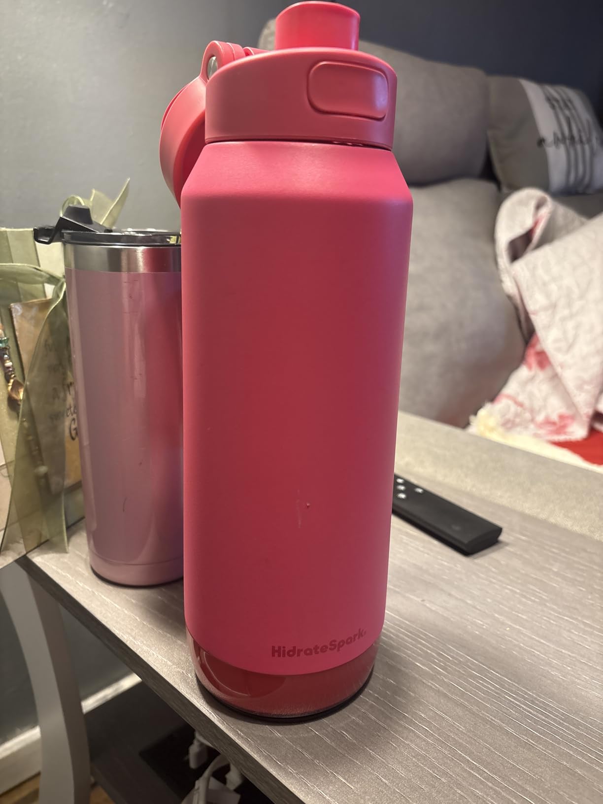HidrateSpark PRO 2 21 oz Chug - Smart Hydration Bottle with Clinically Accurate Water Tracking & Extended Battery Life - Syncs with Apple Health, Fitbit, Smart Rings & Watches - Black customer photo 1